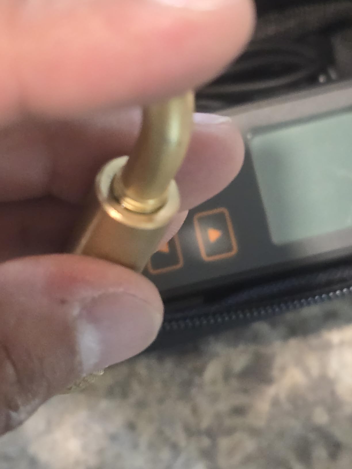 NAVAC NMV1S Premium Micron Vacuum Gauge - High-Pressure Protection - HVAC Digital Vacuum Gauge with Level Alarm and Leakage Warning - Decay Test - Large Backlit Display customer photo 1