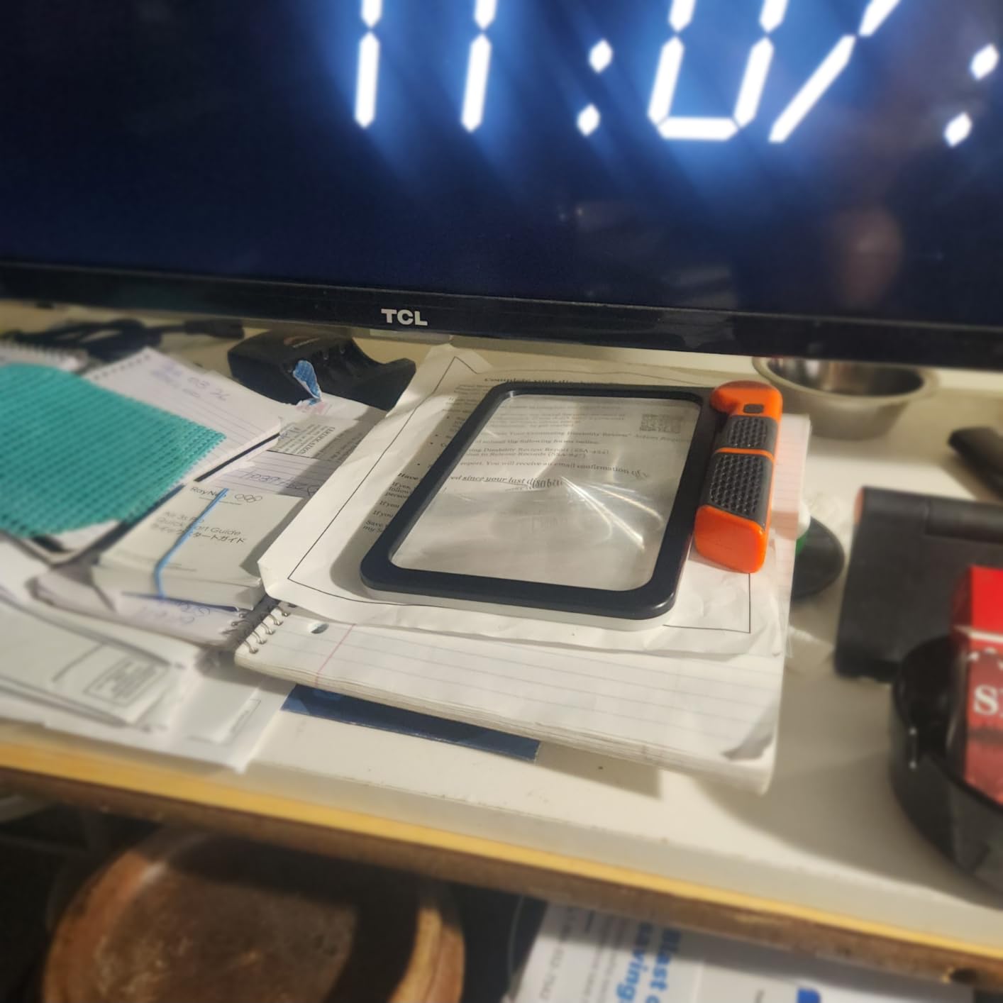 Large Magnifying Glass with Light, Full Page Magnifier 48LED Cold & Warm Light with 3 Modes, Folding Handheld Illuminated Lighted Magnifier for Seniors Low Vision Reading Inspection (Orange) customer photo 2