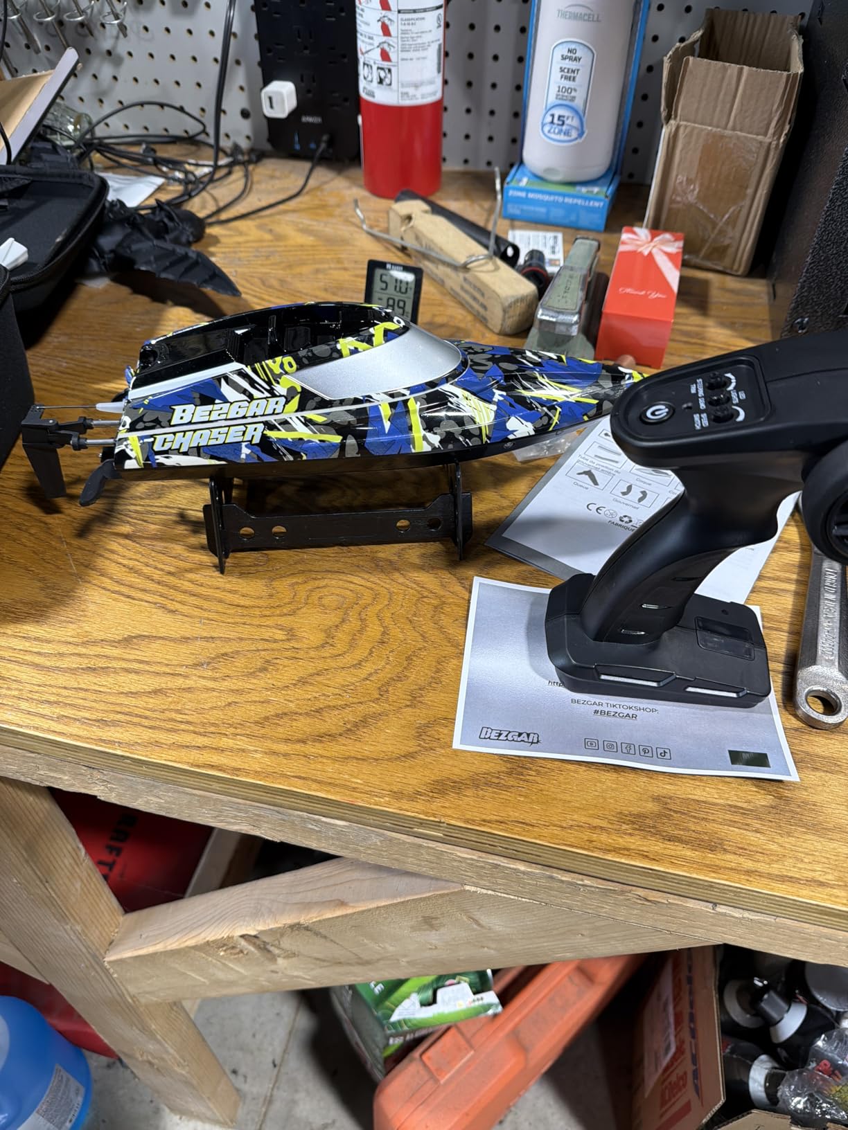 BEZGAR TX123 Remote Control Boats - Fast Speed RC Boat 32+ KPH with A Portable Suitcase for Lakes & Pools & Salt Water, Summer Toys for Adults and Ideal Gifts for Kids Boys Age 6 7 8-12 Years Old customer photo 1