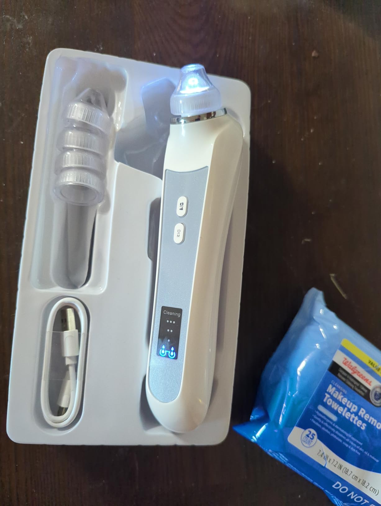 Blackhead Remover Vacuum, Black Head Remover for Face with Camera, Pore Vacuum for Men and Women, USB Interface Type Blackhead Remover Tools, 6 Suction Heads & 3 Adjustment Modes (Grey) customer photo 2