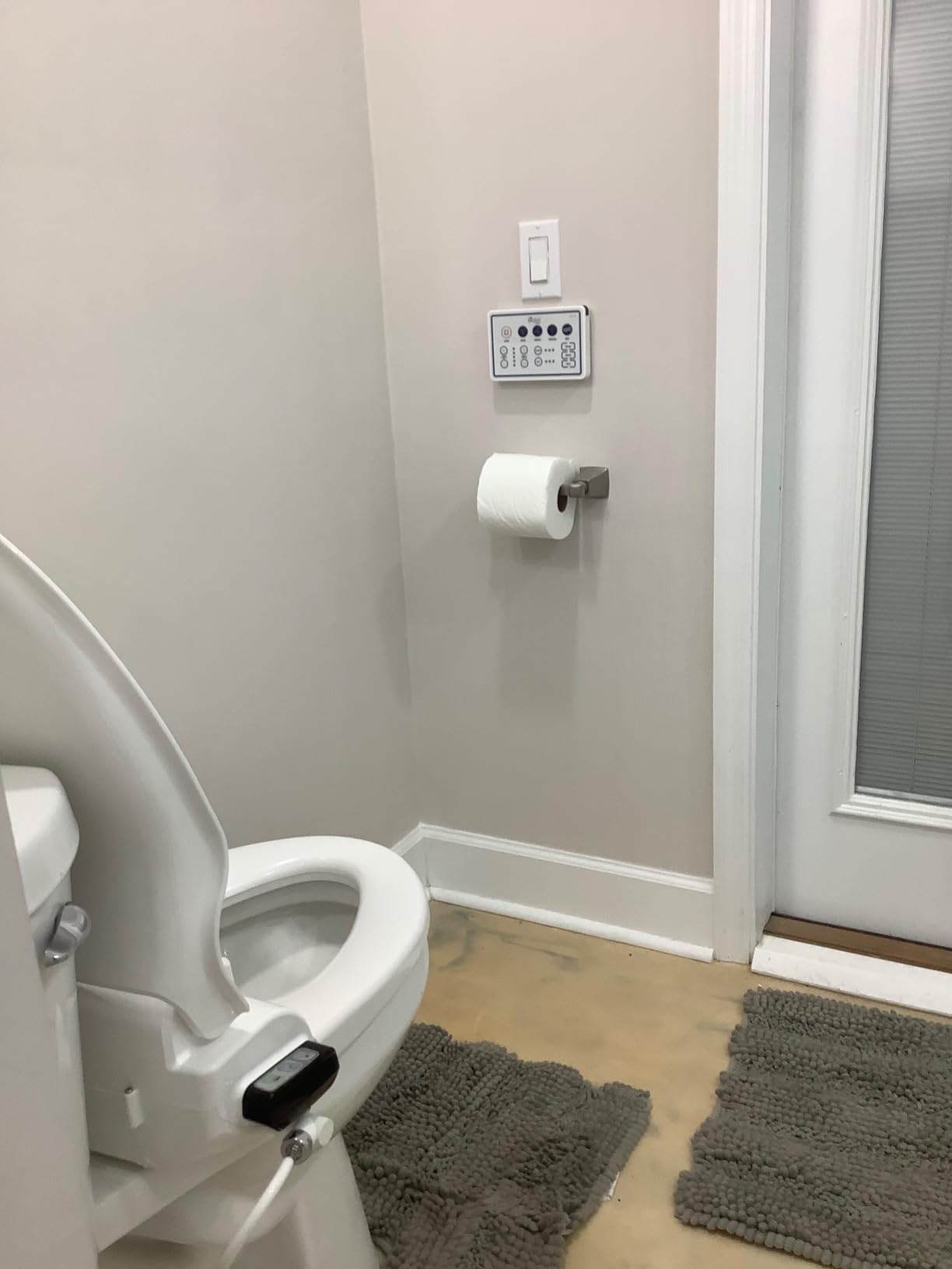 Bio Bidet USPA PRO Modern Bidet Seat, Warm Water, Heated Seat & Dryer, Remote Control, Elongated customer photo 2