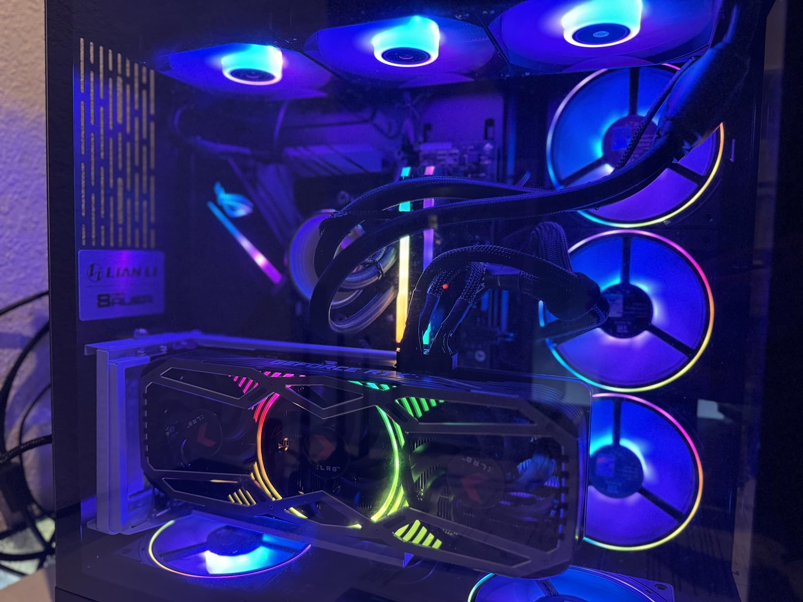 Thermalright ARGB HUB Controller Rev.A Used SATA Power Supply,Support 10 Groups of 5V ARGB Fans Hub, 10-Port 3 Pin Controller for Lighting customer photo 2