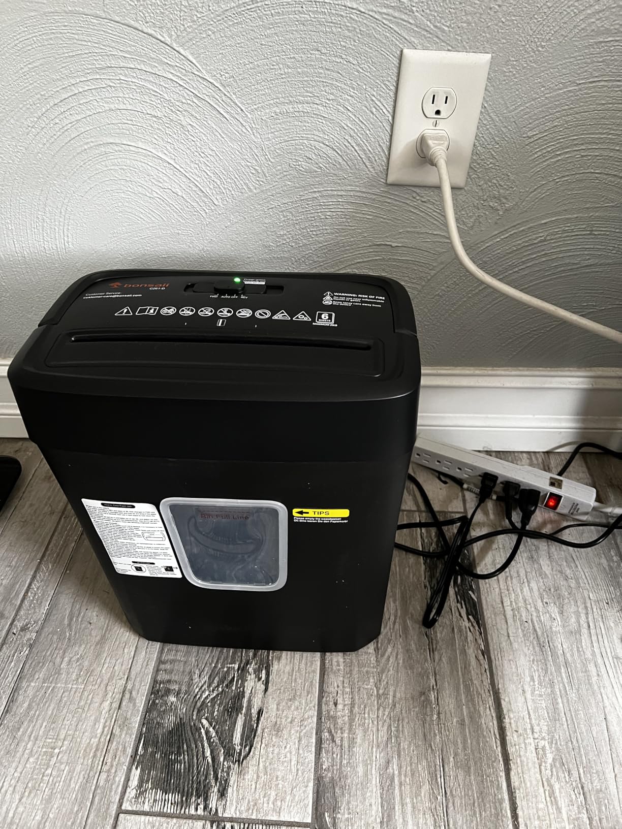 Bonsaii Paper Shredder, 8-Sheet Crosscut Shredder with 4.2 Gallon Bin Shred Credit Card/Mail/Staple/Clip for Home Office, P-4 Security Level (C261-C) customer photo 1