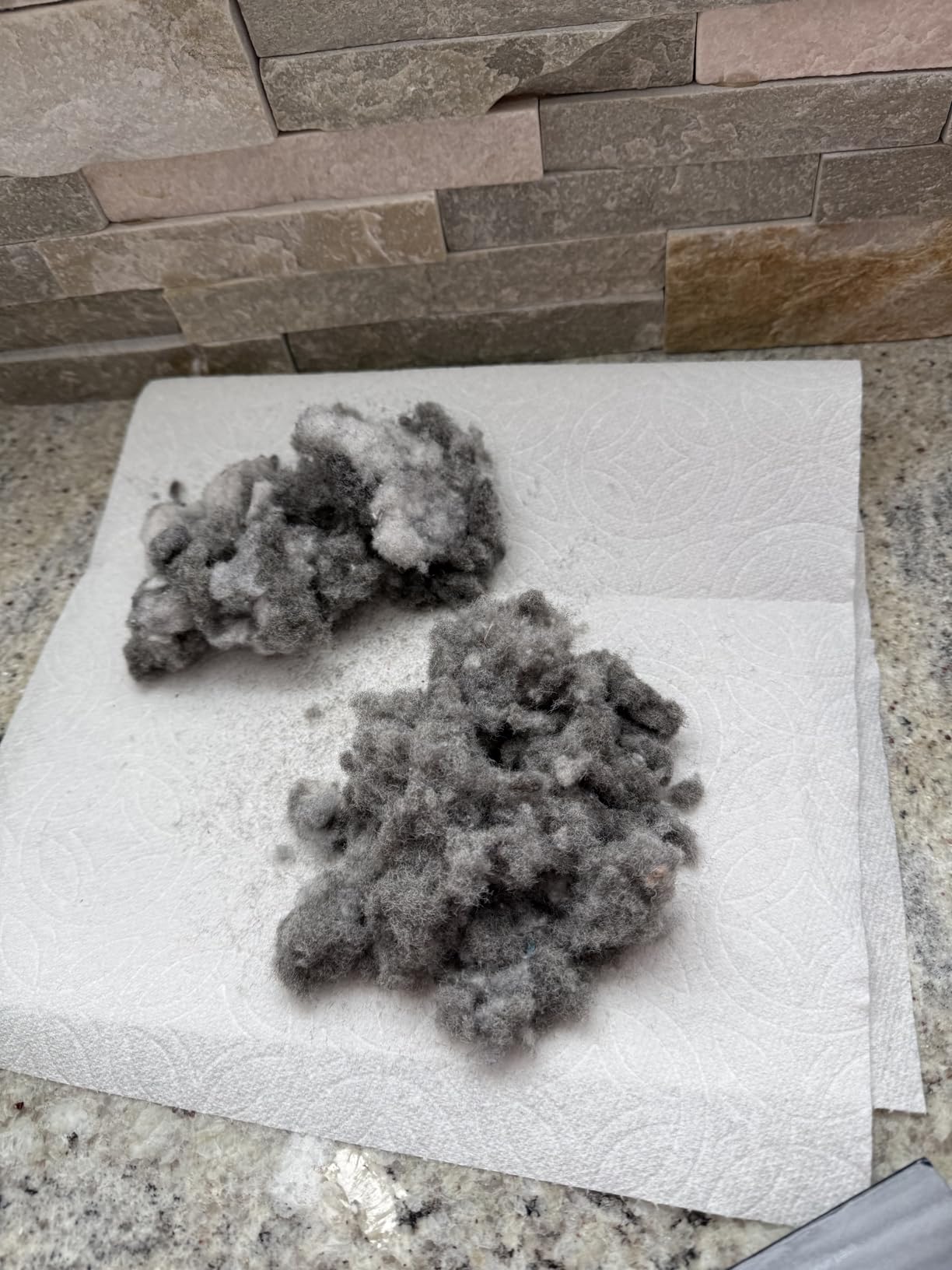 Electrolux Rechargeable Fabric Shaver | 3-Speed Lint Remover for Clothes & Furniture | Eliminates Fuzz & Pilling | Electric Lint Shaver with LED Display & Type-C Fast Charging Port - Blue customer photo 2