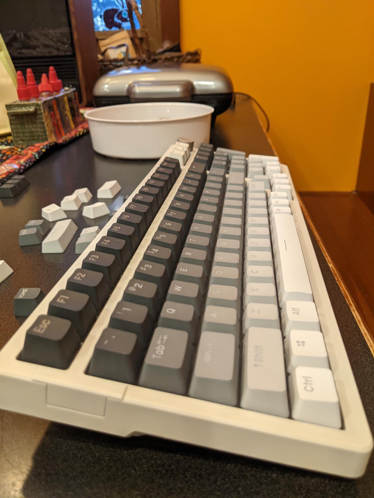 FIRSTBLOOD ONLY GAME. AK992 Retro Wired Mechanical Keyboard, 98 Keys Full Layout, Hot-Swappable USB Gaming Keyboard with Red Switches, Multimedia Keys Knob, Blue Backlit, Anti-Ghosting, Grey customer photo 2