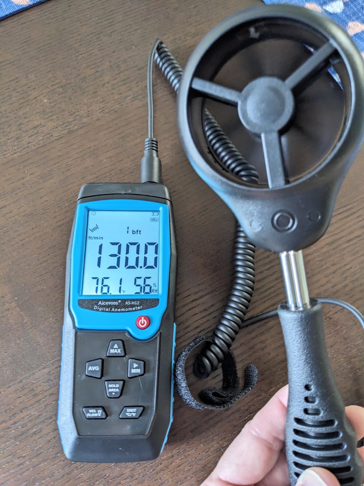 H12 Digital Anemometer Handheld Wind Speed Meter with Extended Wind Sensor, Measures Wind Speed Wind Flow Temperature and Humidity CFM Air Flow Velocity Meter with Big Backlit Screen customer photo 2