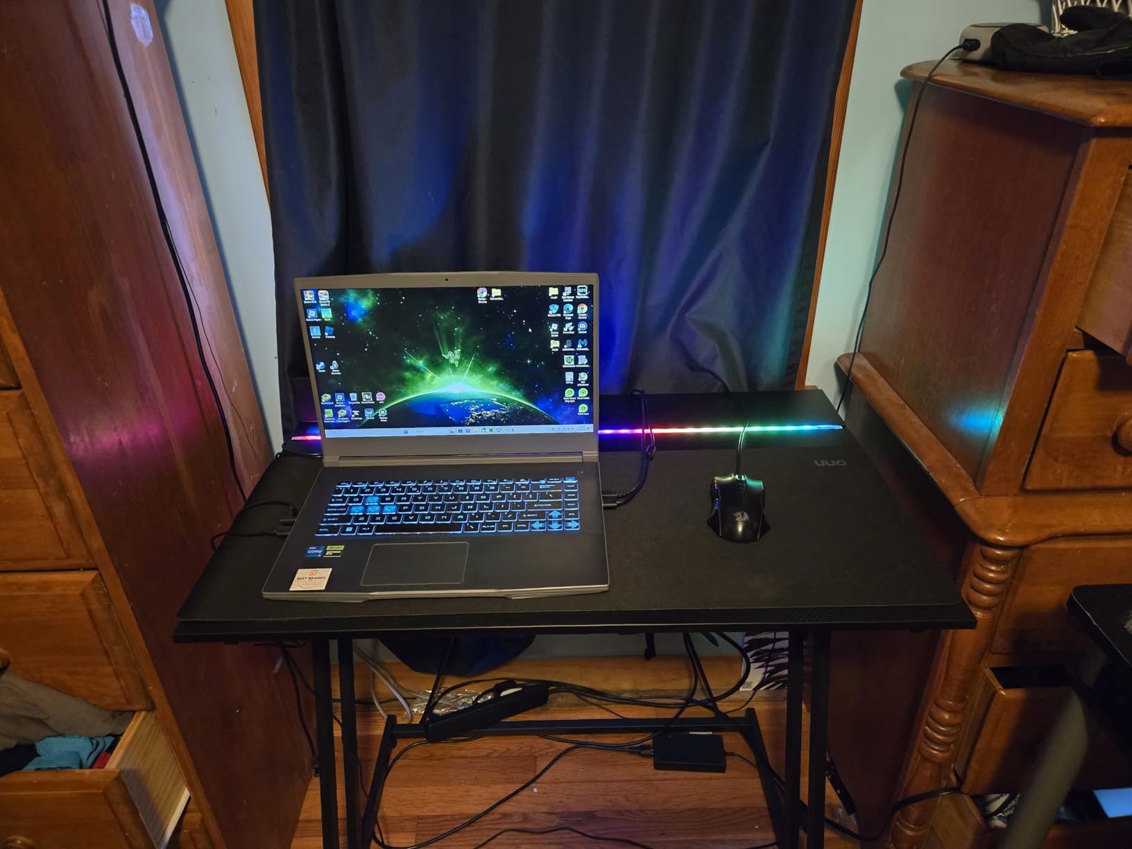 MOTPK 39 Inch Small Gaming Desk with LED Light, Computer Desk for Small Space, Gaming Table with Carbon Fiber Texture, Kids PC Desk Gift for Boys Men, Black customer photo 1