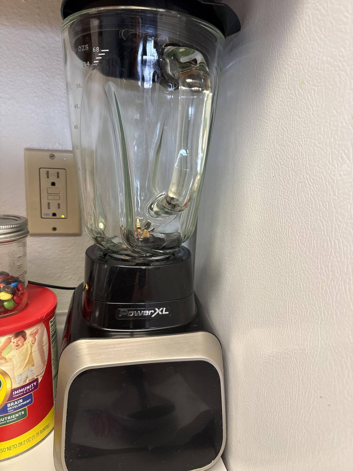 PowerXL Smart Pro Blender, BL6018, Smart Sensing Technology for Smooth Blends, Frappes, Salsas, 1800 Watts & 68 oz. Glass Pitcher customer photo 1
