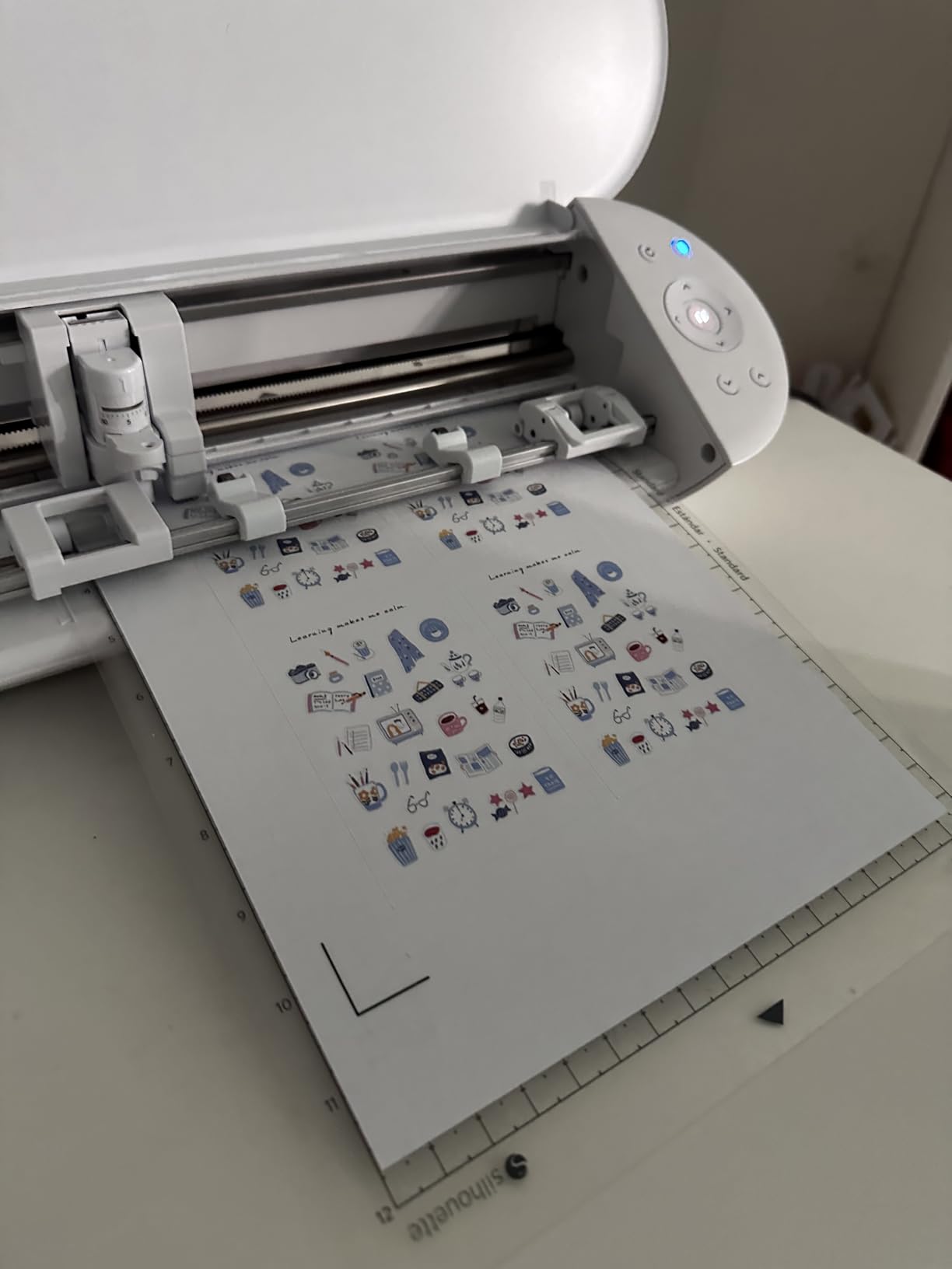 Silhouette Portrait 4-9 inch Vinyl Cutting Machine with Studio Software, PixScan, Electric Tool and ES Mat Compatible, SNA and IPT Enabled, 50 db customer photo 1