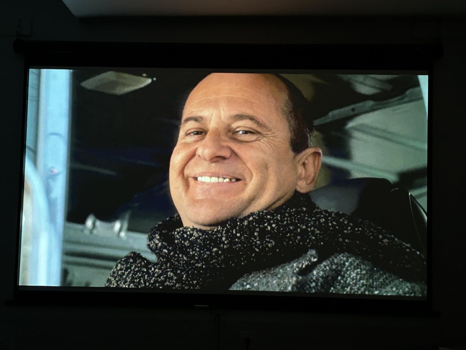 ViewSonic PA503HD 4000 Lumens High DLP Brightness Projector with 1.1x Optical Zoom, USB, and HDMI inputs for Home and Office customer photo 2