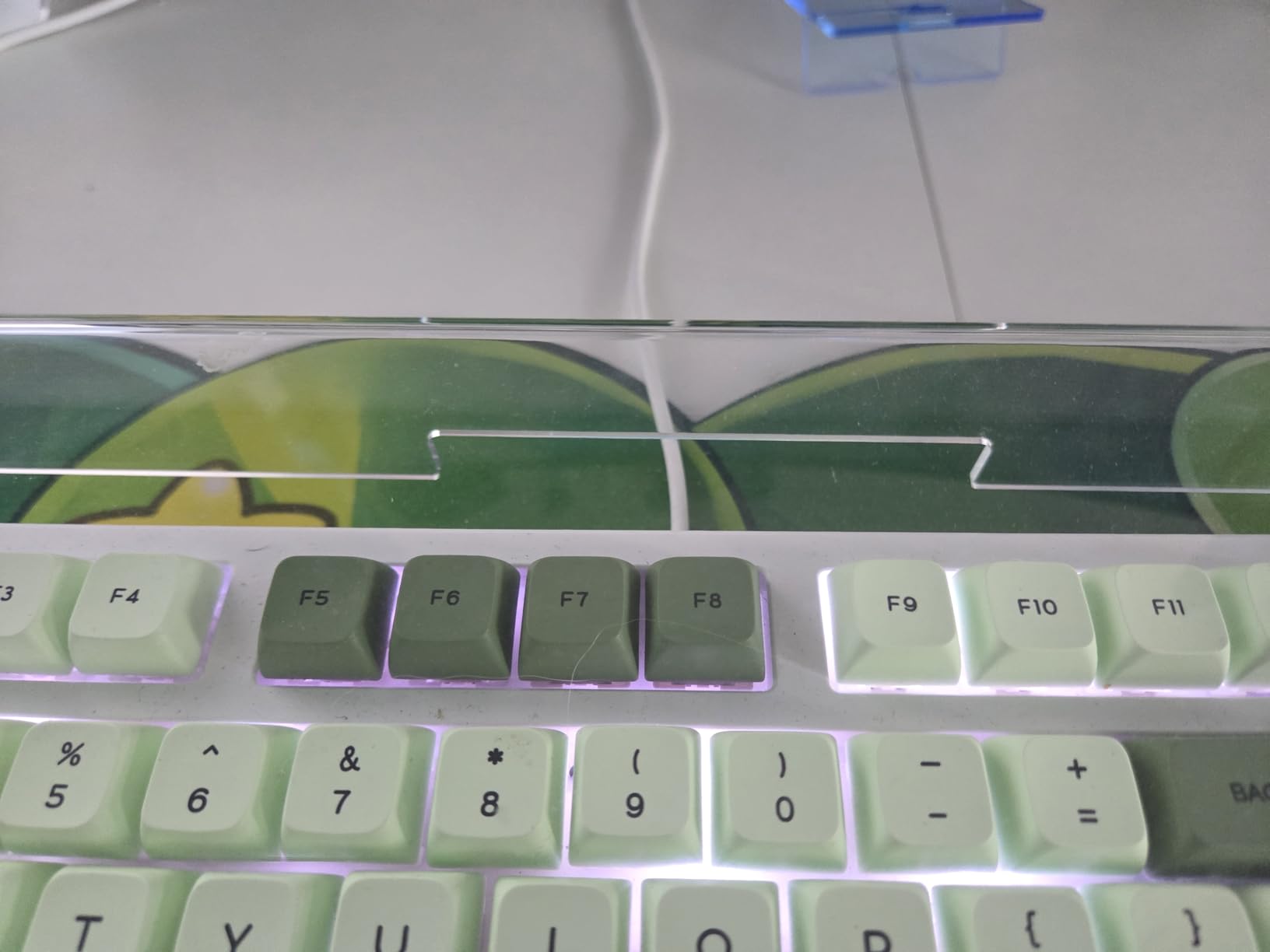 ZIYOU LANG KC03 Acrylic Clear Transparent Keyboard Cover(13.9*5*0.9) with Dustproof Waterproof Anti-hit Anti-cat Protective Case for 75% Small Layout 82Key 84Key 87Key Mechanical Gaming Keyboard customer photo 1