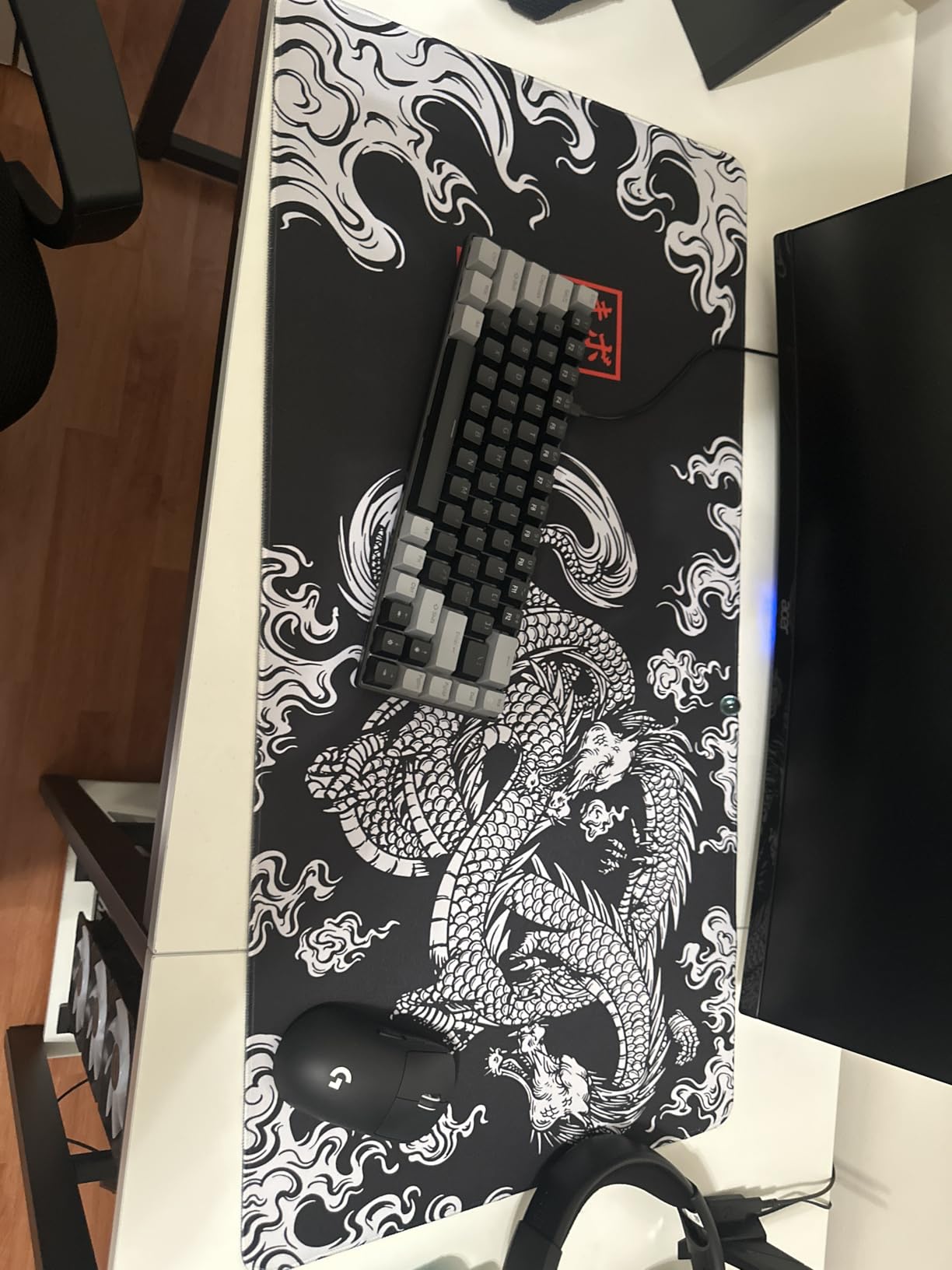 Retro Neon Fantasy Mouse Pad Desk Mat XXL Large 31.5x15.7in Gaming Keyboard & Mouse Pad Nostalgic Digital Art Office Desk Decor customer photo 2