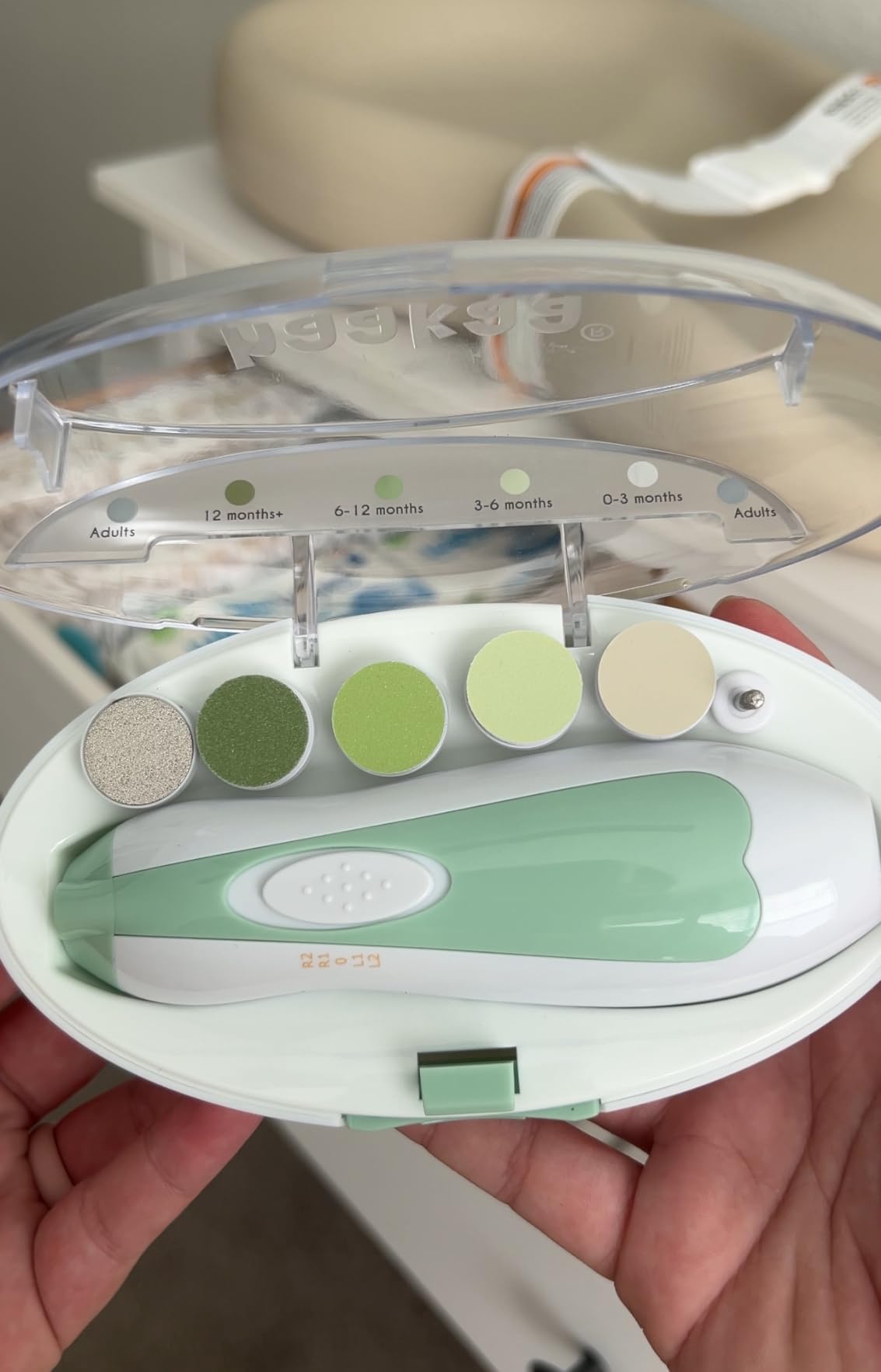 haakaa Baby Nail File Electric Baby Nail Care Set with LED Light, Baby Nail Clippers for Newborn/Infants/Adults Toenails and Fingernails, 6 Replacement Heads & Storage Case, Green customer photo 2
