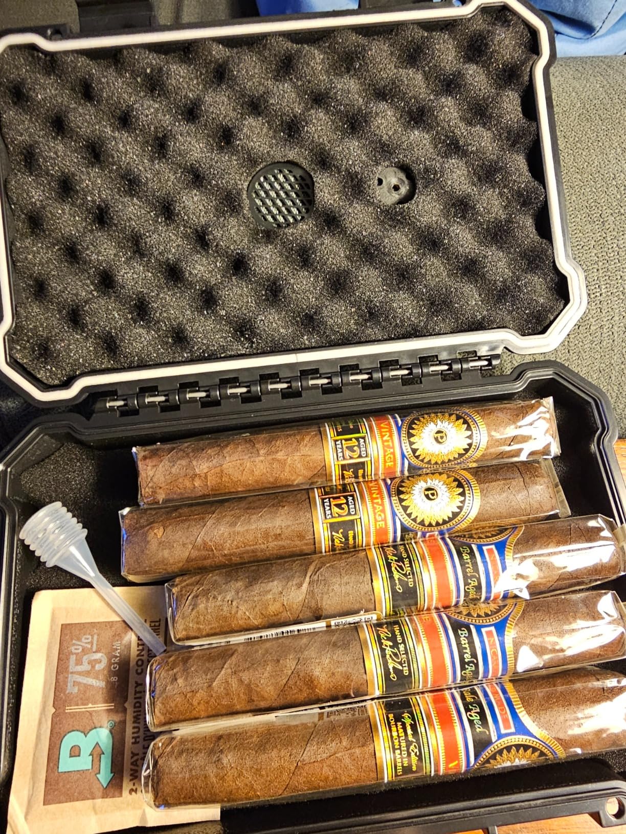 Bald Eagle Cigar Humidor Box, Travel Humidor with Humidifier Hygrometer, Portable Case for 15-20 Cigars, Waterproof | Crushproof | Airtight customer photo 2