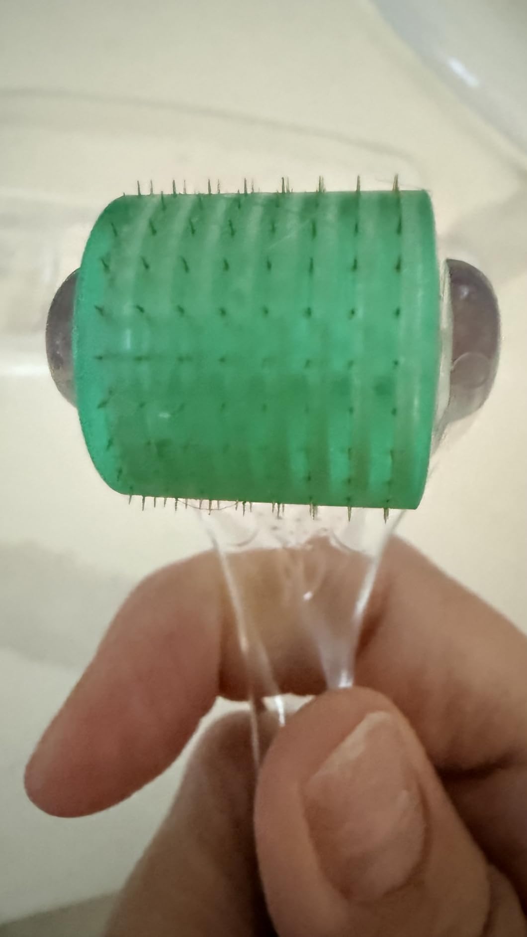 Koi Beauty Professional Derma Roller, 200 Real Individual Titanium Microneedle Roller, Microneedling Roller for Face Body Scalp, Micro Needle Beauty Tool for Men Women customer photo 1