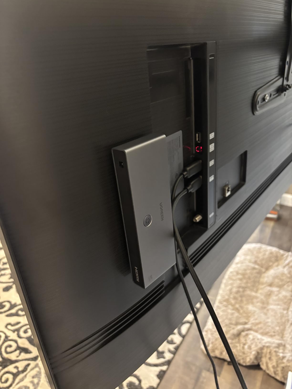 UGREEN 8K@60Hz HDMI Switch 5 in 1 Out Aluminum Support 4K@240Hz HDR10+ HDCP 2.3 CEC HDMI 2.1 Switcher Splitter with Power Adapter Compatible with PS5/4 Xbox Nintendo Switch Roku Apple TV Fire Stick customer photo 1