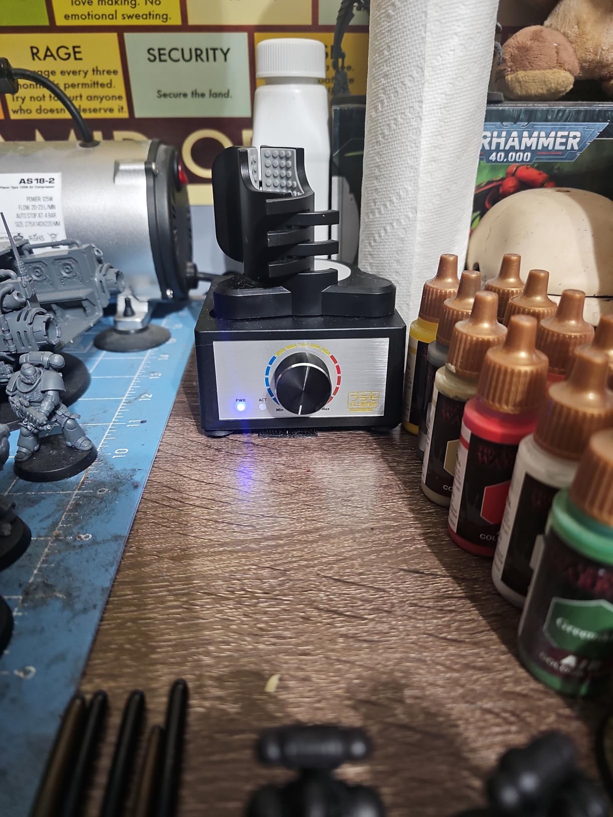 Mini Vortex Mixer, DIY/Gundam Model Paint Shaker, Hands-Free, 300~2400rpm, Three-Stage Speed Mix, Suitable 10-100ml Shaker, for Paint, Nail Polish, Lab, Paints Acrylic, Eyelash Adhesives customer photo 2