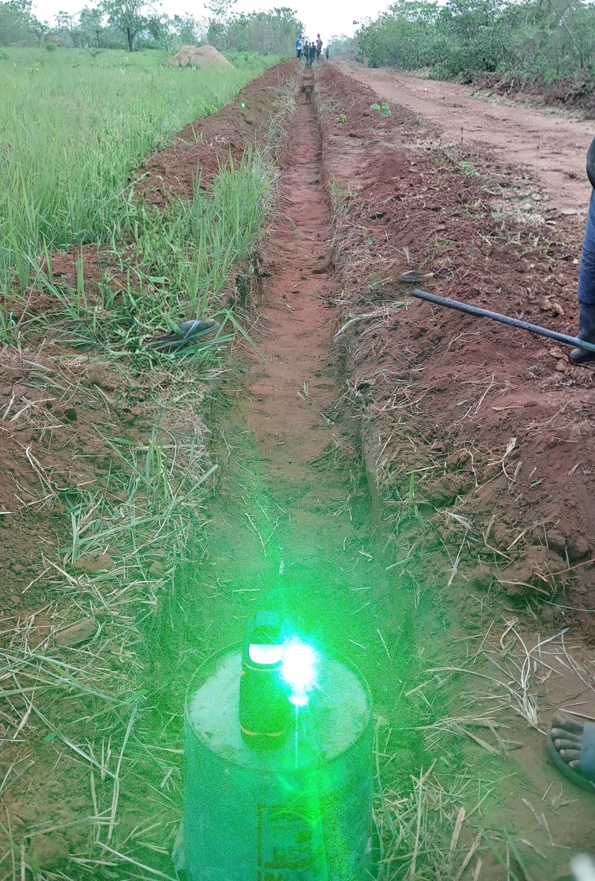 Outdoor Laser Level with Receiver : Daylight High Visibility Laser Level 360 Self Leveling Up To 400ft Long Range High Power Green with Detector Outside Construction Landscaping, H3-360G customer photo 1