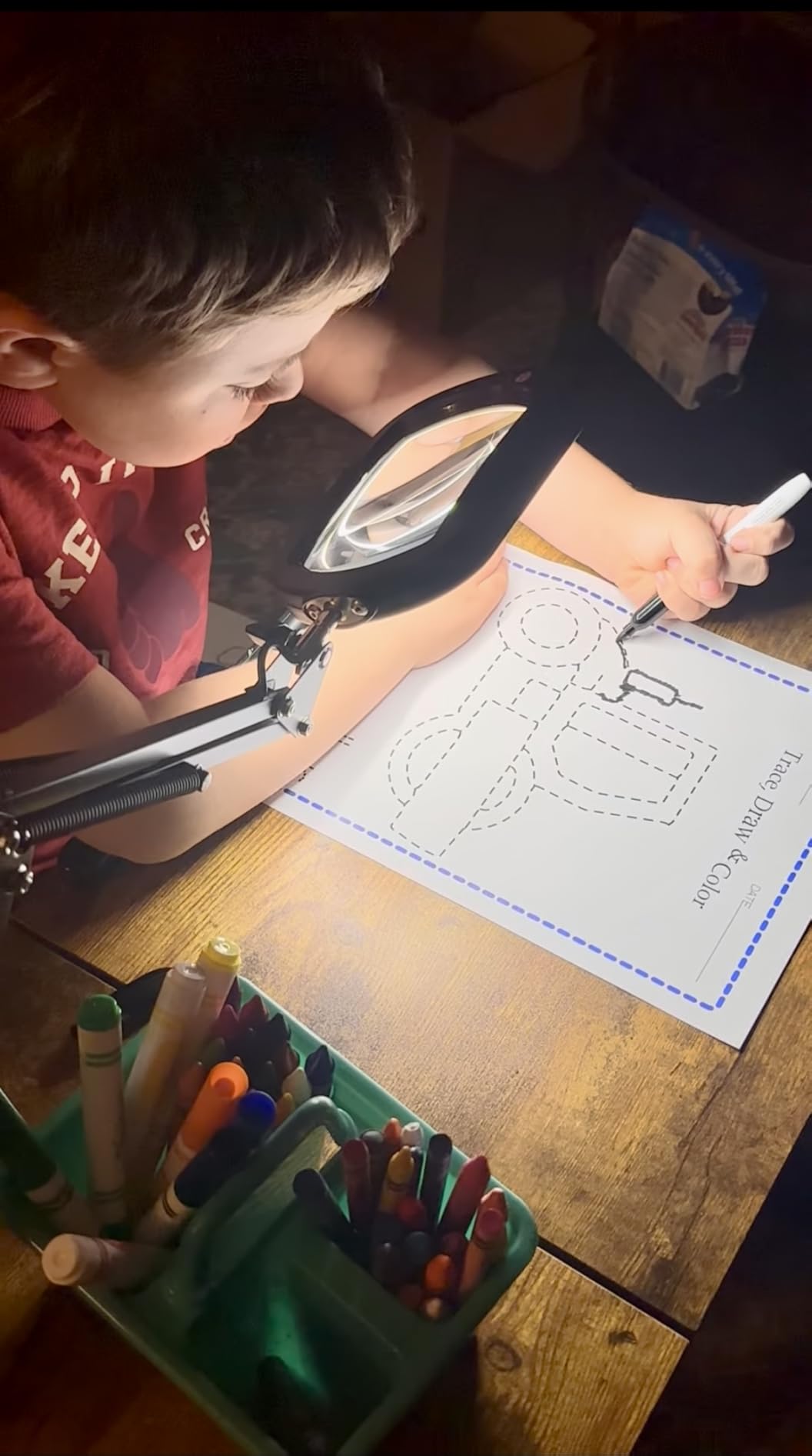 Drdefi 10X Square Magnifying Glass with Light and Stand, Real Glass LED Lighted Magnifier, 5 Color Modes Stepless Dimmable, Hands-Free Mag Desk Lamp with Clamp for Reading Craft Hobby Close Work Black customer photo 1