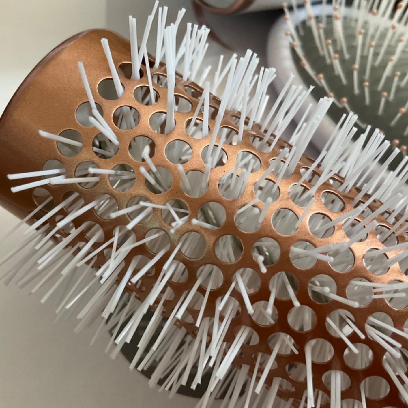 T3 AireLuxe Professional Ionic Hair Dryer and Brush Set, with 5 Heat and 3 Speed Settings, Ion Generator, Cool Shot, Includes Paddle Brush and 2.5