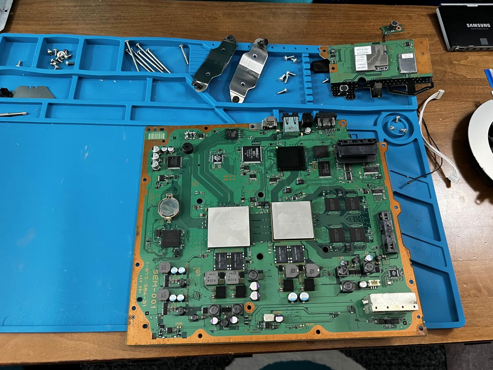 GISVAR Repair Tool Kit for Nintendo Xbox Switch PS3 PS4 PS5 Controller, 21PCS with Y2,T6H,T8H,T10H, Ph00,PH000, Torx Security Screwdriver with G3.8 G4.5, Cleaning Tool bag for Controller and Console customer photo 1