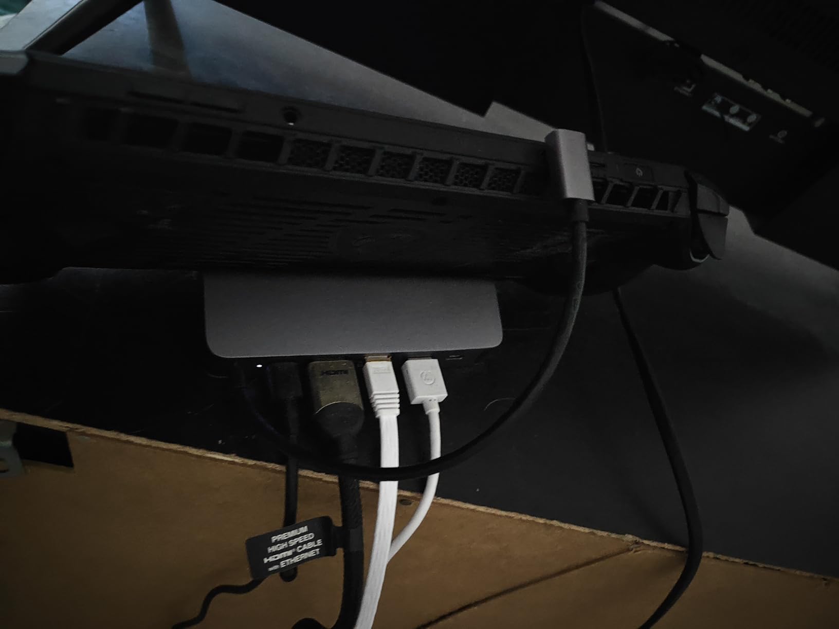 Anker Steam Deck Dock, Docking Station for Steam Deck (OLED)/ROG Ally/Legion Go, 6-in-1 USB C Hub with HDMI 4K@60Hz, 1Gbps Ethernet, 2 USB-A and 1 USB-C Port, 90W Fast Charging customer photo 1