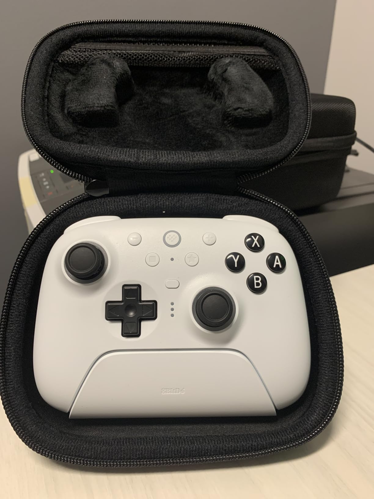 8BitDo Classic Controller Travel Case for 8BitDo Ultimate Controller with Charging Dock customer photo 1