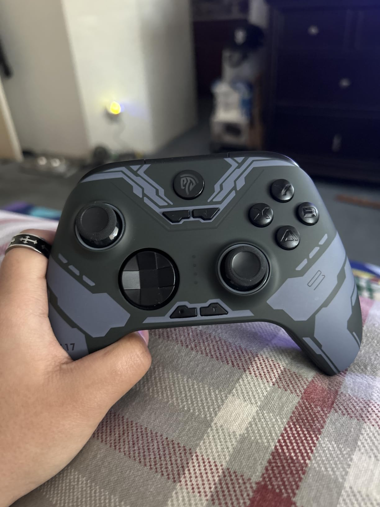 EasySMX X15 PC Controller - Enhanced Wireless Bluetooth Controller with Hall Joysticks/Hall Triggers/RGB Lighting - No Stick Drift, No Dead Zone - Work for Windows PC, Android, Steam and Switch customer photo 2