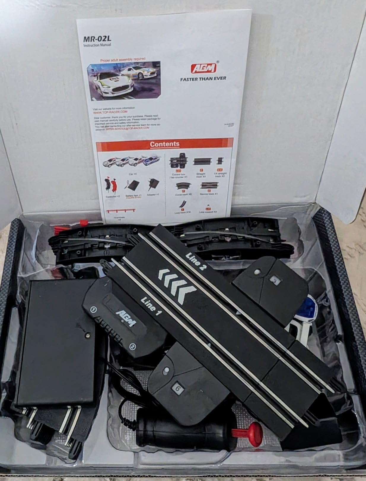 AGM MASETCH Slot Car Racing Track Set with 4 Unique Slot Cars, Battery Powered or Electric Car Track, Gift Toys for Boys Girls 8+ Years Old customer photo 2