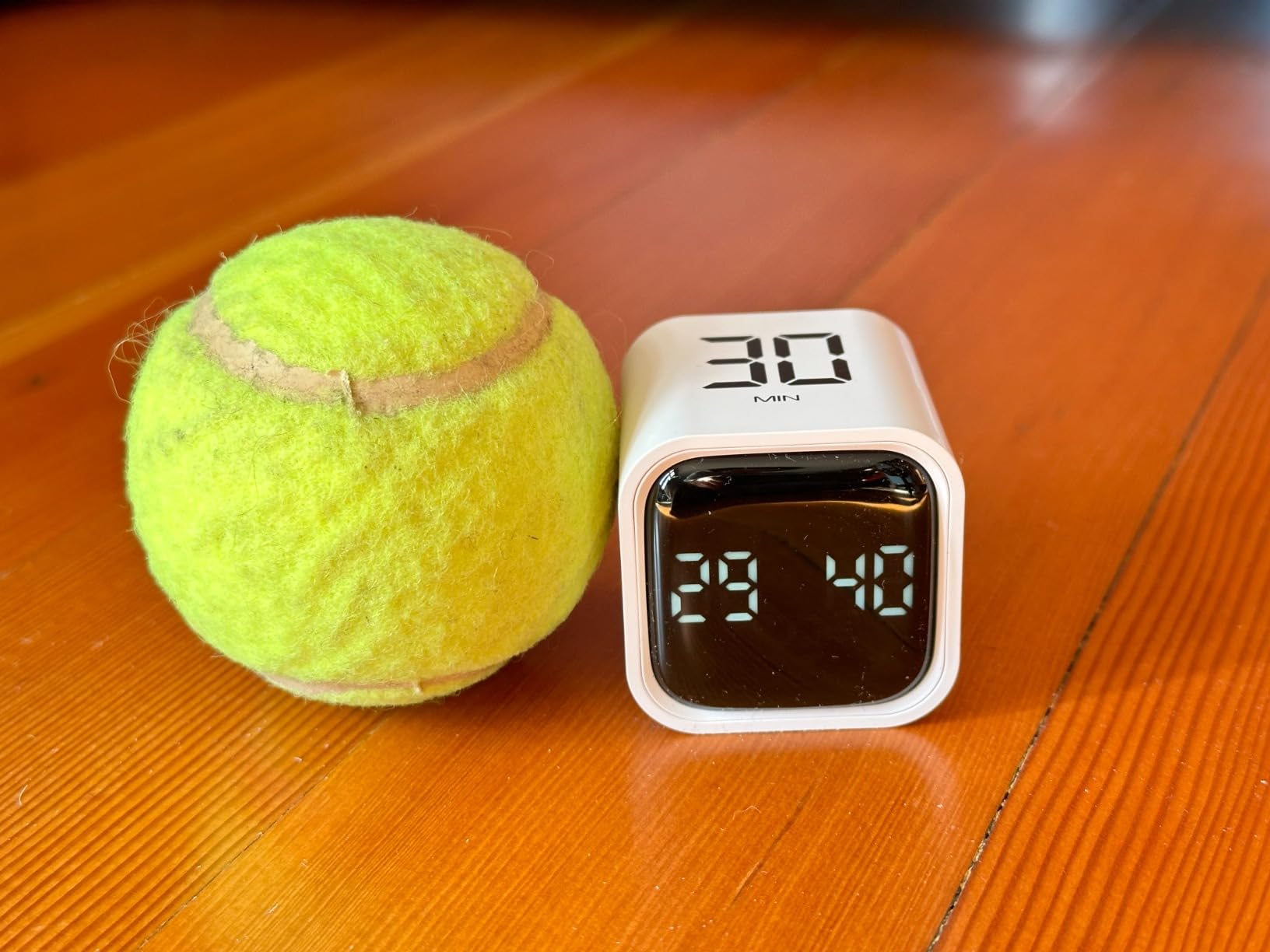 Digital Cube Pomodoro Timer Desk Rechargeable Productivity Timer 5/10/30/60min & Custom Countdown, Vibration & Adjustable Sound Alarm,for Task Work Kitchen ADHD Kids Studying (Black) customer photo 2