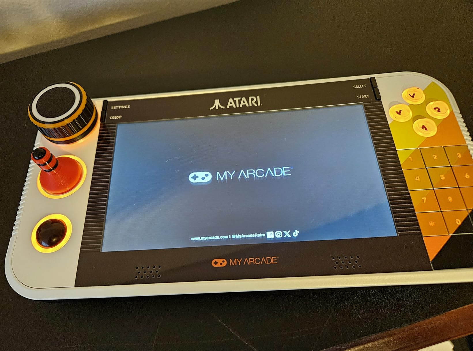 My Arcade Atari Gamestation Go: 200+ Preloaded Retro Games, Includes PACMAN, Rechargeable Battery, Wi-Fi, Smartglow, 7 Inch Display, Atari 2600, Connects to TV via HDMI customer photo 1