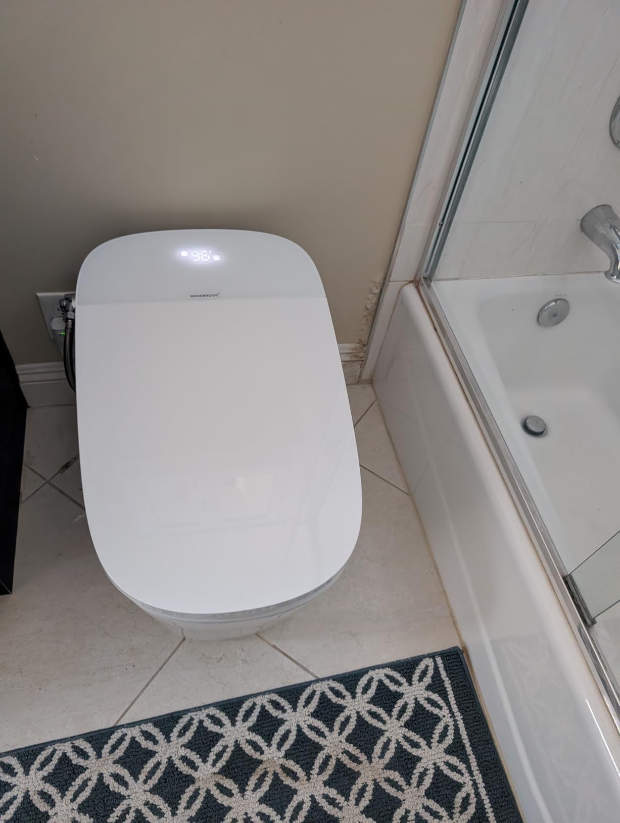 WOODBRIDGE Smart Toilet with 1000g MaP Flush Score, Foam Shield, Moving Dryer, Blackout Flush, ADA Comfort Height, Auto Open & Close, Heated Seat, B0930S customer photo 1