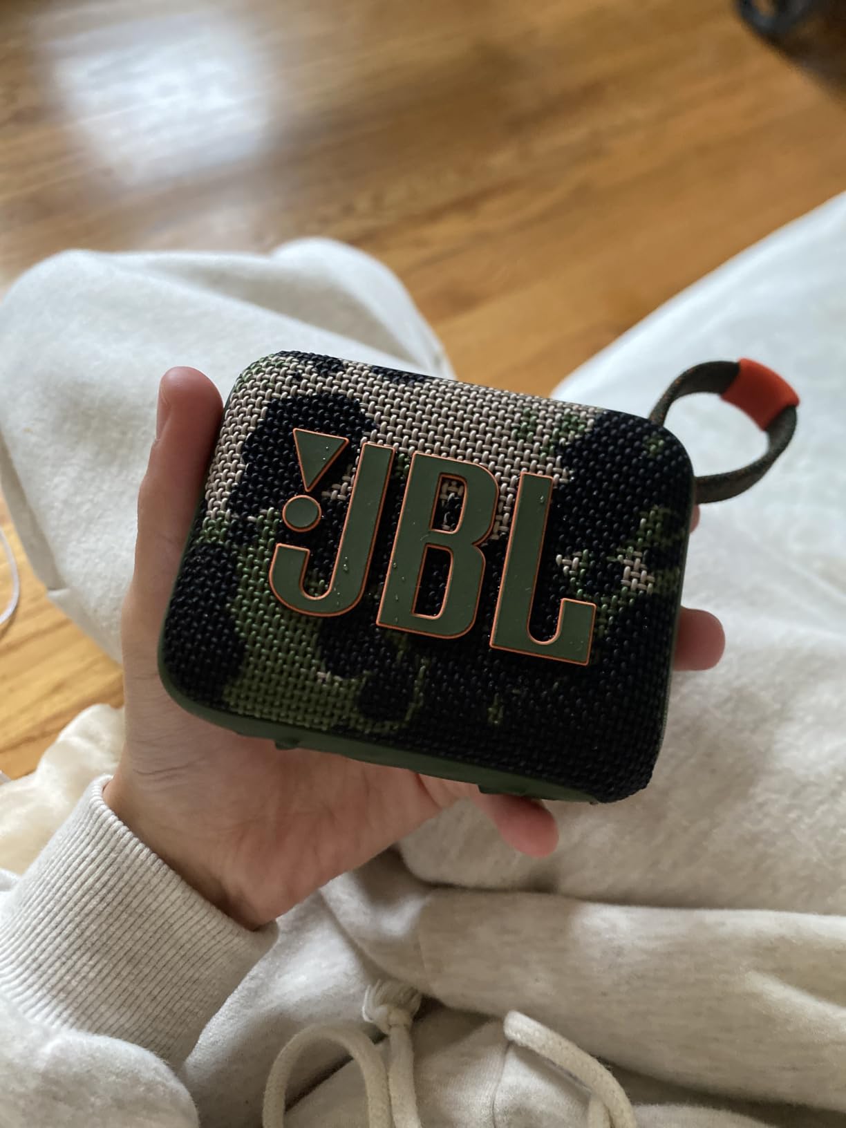 JBL Go 4 - Ultra-Portable, Waterproof and Dustproof Bluetooth Speaker, Big JBL Pro Sound with Punchy bass, 7-Hour Built-in Battery, Made in Part with Recycled Materials (Blue) customer photo 2