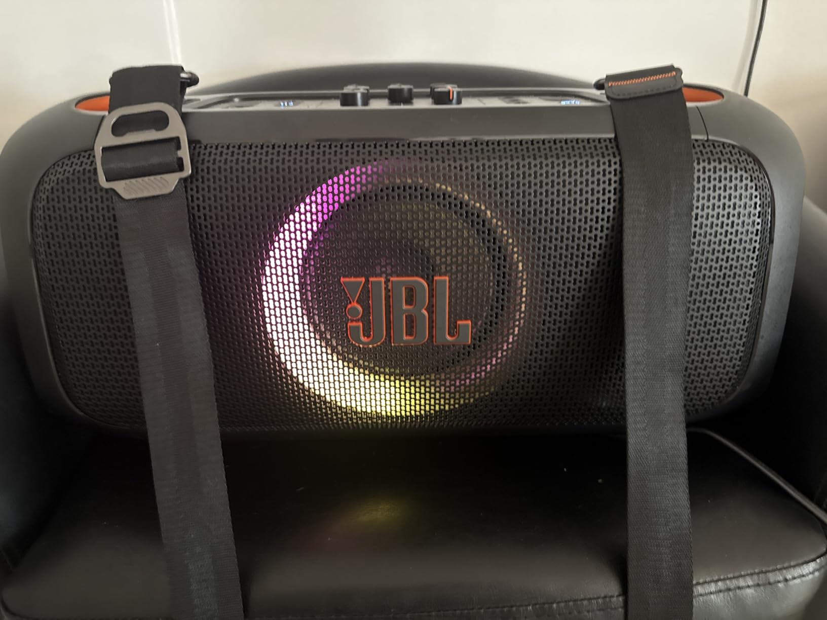 JBL PartyBox On-the-Go Essential - Portable Party Speaker - Black | Amazing JBL Pro Sound, Synched light show, JBL wireless microphone included, IPX4 splashproof protection customer photo 1