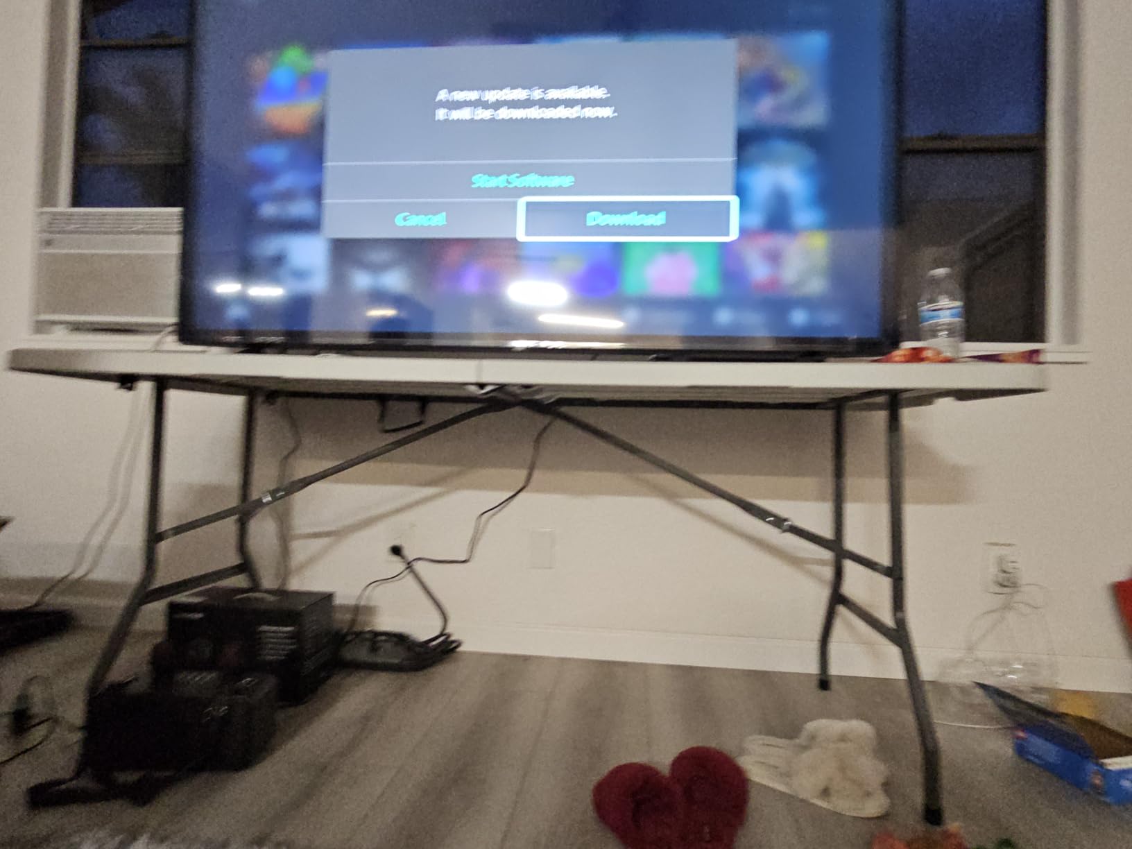 FDW 6FT Folding Table, Portable Fold-in-Half Plastic Picnic Party Table with Carrying Handle, White customer photo 1