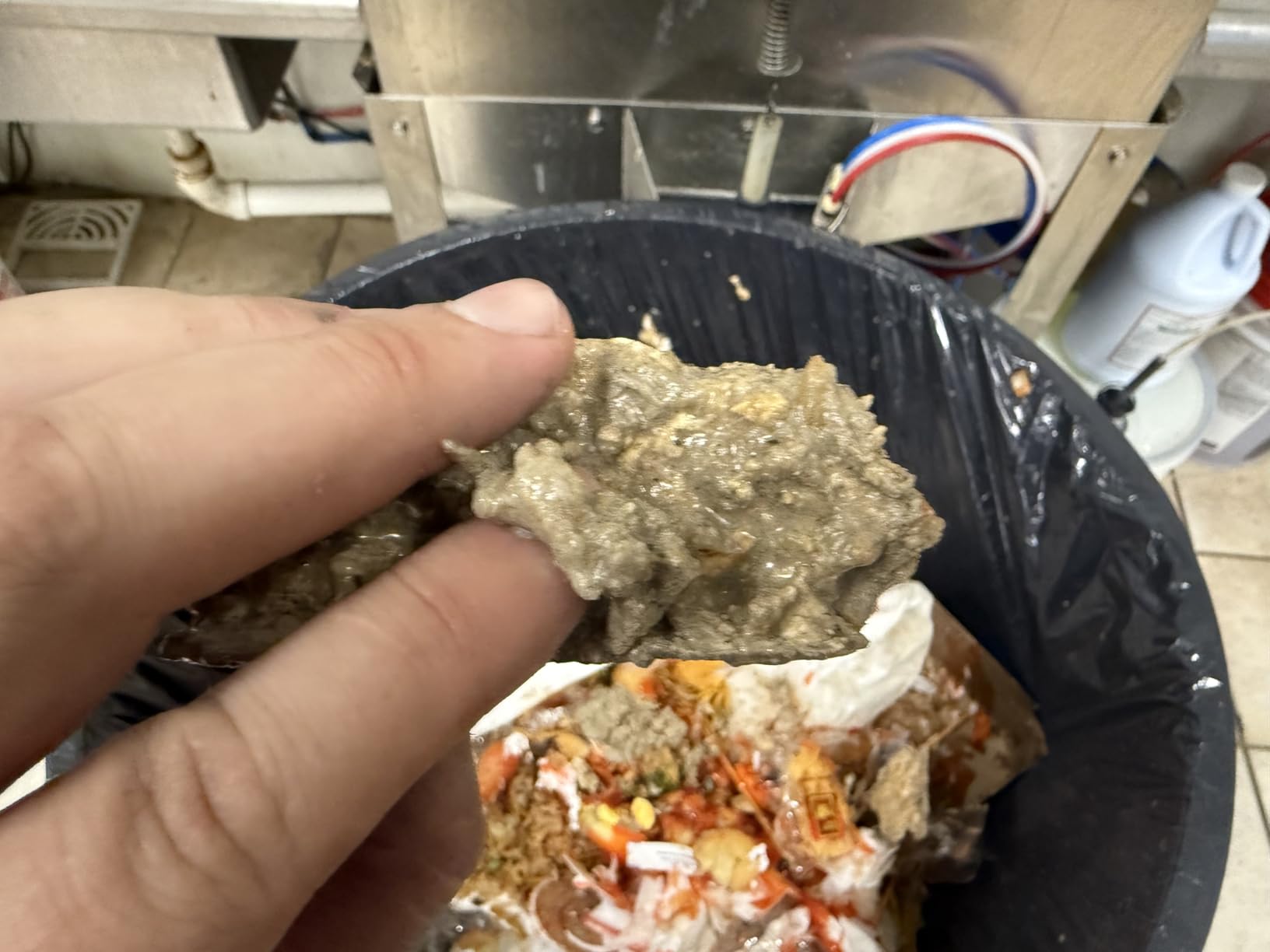 NIFUAL 100FT Sewer Jetter Kit for Pressure Washer, 5800PSI Drain Cleaner Hose 1/4 Inch NPT Corner, Rotating and Button Hose Sewer Jetting Nozzle Waterproof Tape Pearl Corsage Pin Spanner Glove customer photo 2