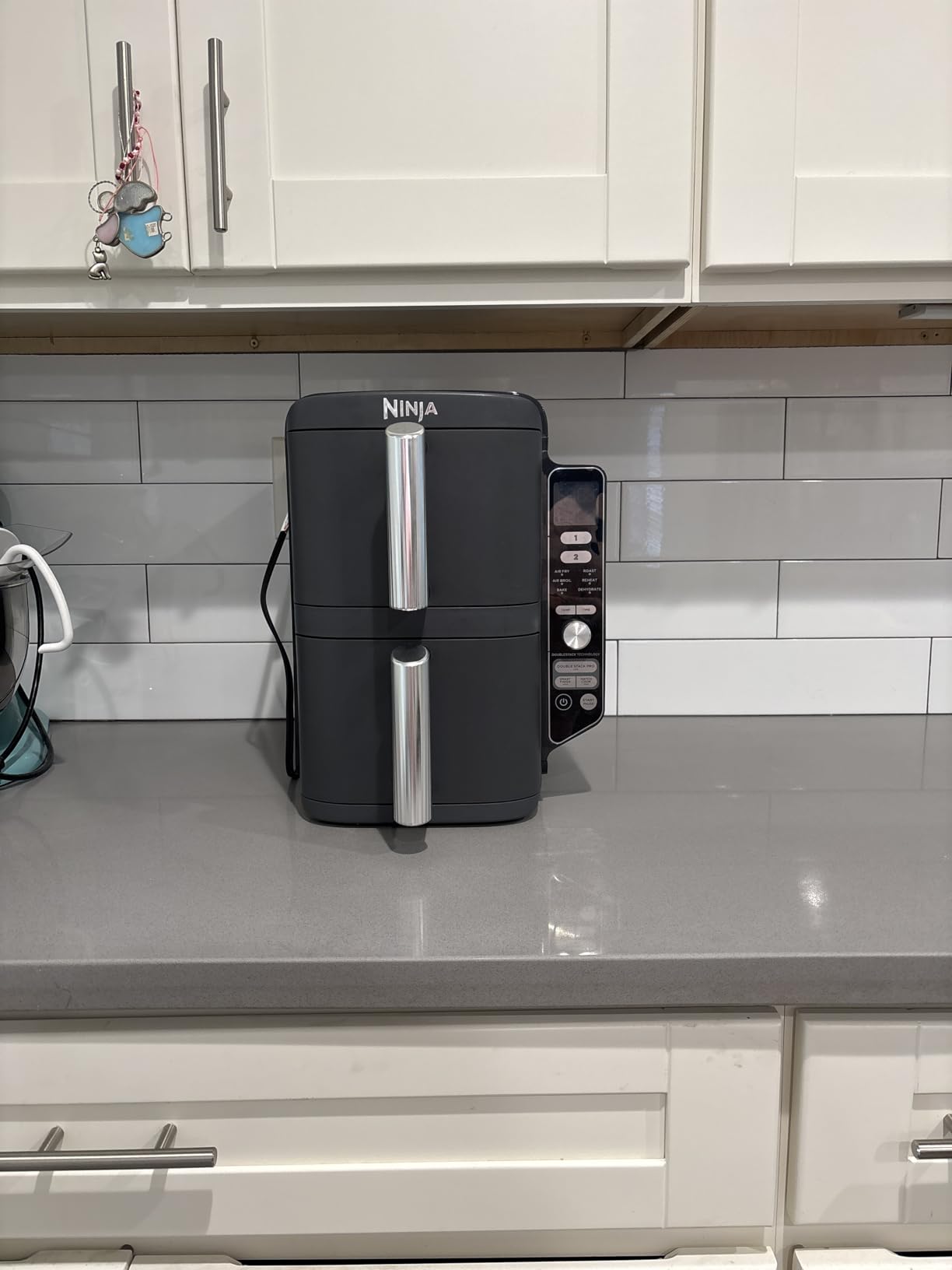 Ninja Air Fryer, 10QT DoubleStack XL 2-Basket, Compact Design, Cooks 5lb Whole Chicken, Feeds Up to 8 People, 6-in-1 Air Fryer, Roast, Bake & More, Easy to Clean, Dishwasher Safe Parts, Grey, SL401 customer photo 1