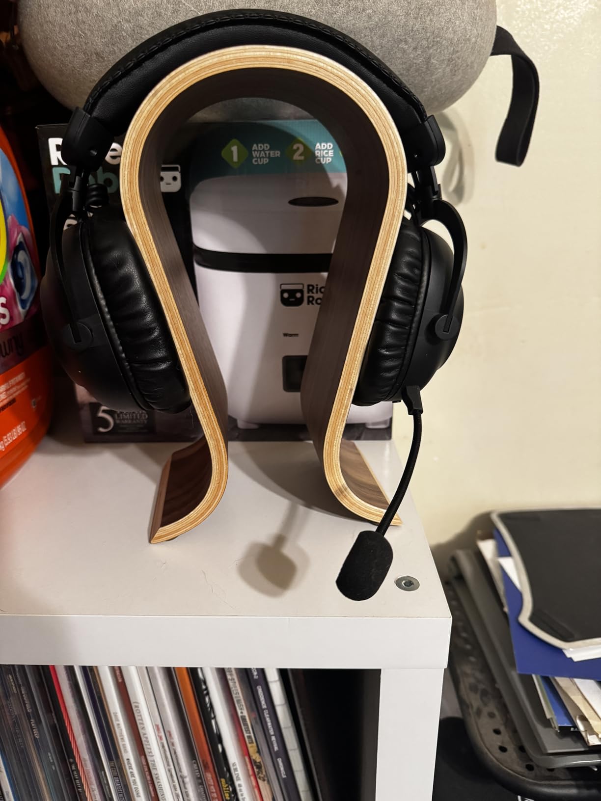 QWORK Wood Headphone Stand - Headset Holder, Arch Bridge Design - Universal Compatibility, Ear Headphones Hanger Holder, Stylish Desk Headset Holder for Headphones, Cables, Game Pads, QS32269 customer photo 2