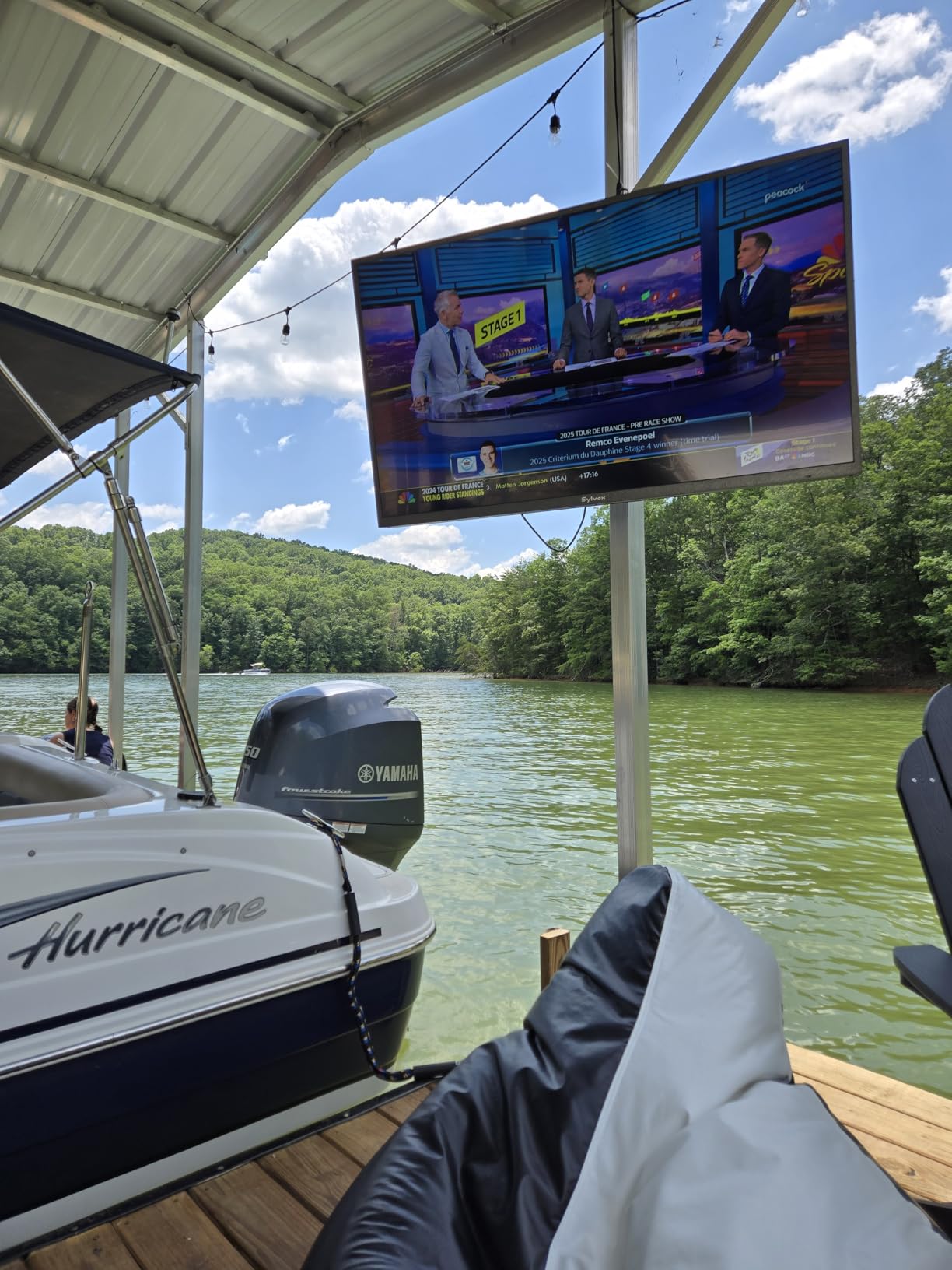 SYLVOX Outdoor TV, 55-inch Waterproof Smart TV, 2000nits Full Sun TV, 4K, Dolby Atmos, HDR 10, Weatherproof Television with Voice Assistant Remote(Pool Pro 2.0, Latest Model) customer photo 5