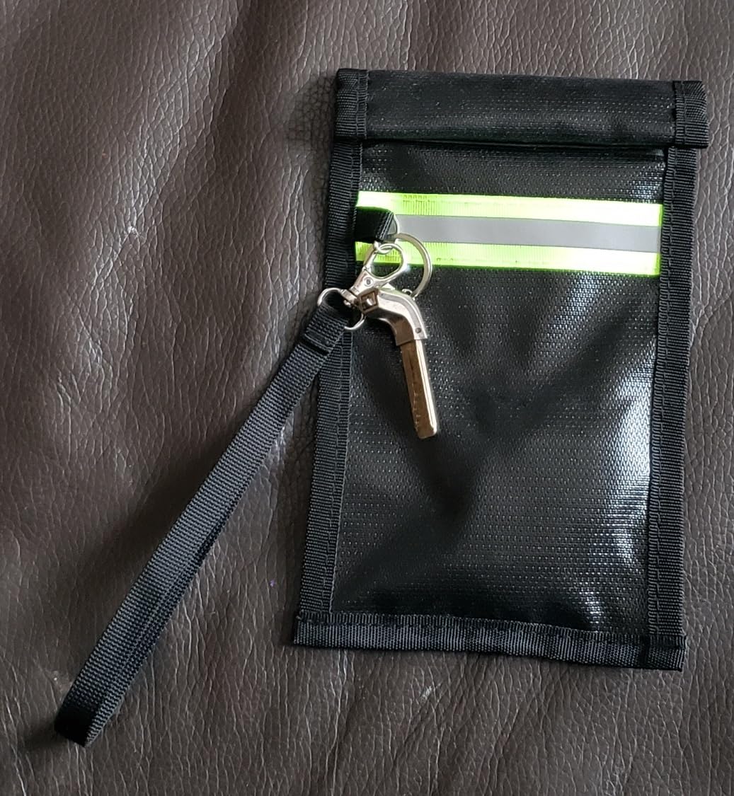 Large Faraday Bags EMP Proof,Portable Faraday Cage for Laptops Tablets,Faraday Bags with Handle&Reflective Strip,EMP bags for Electronics,Fireproof Waterproof RFID Signal Blocker Faraday Pouch customer photo 1