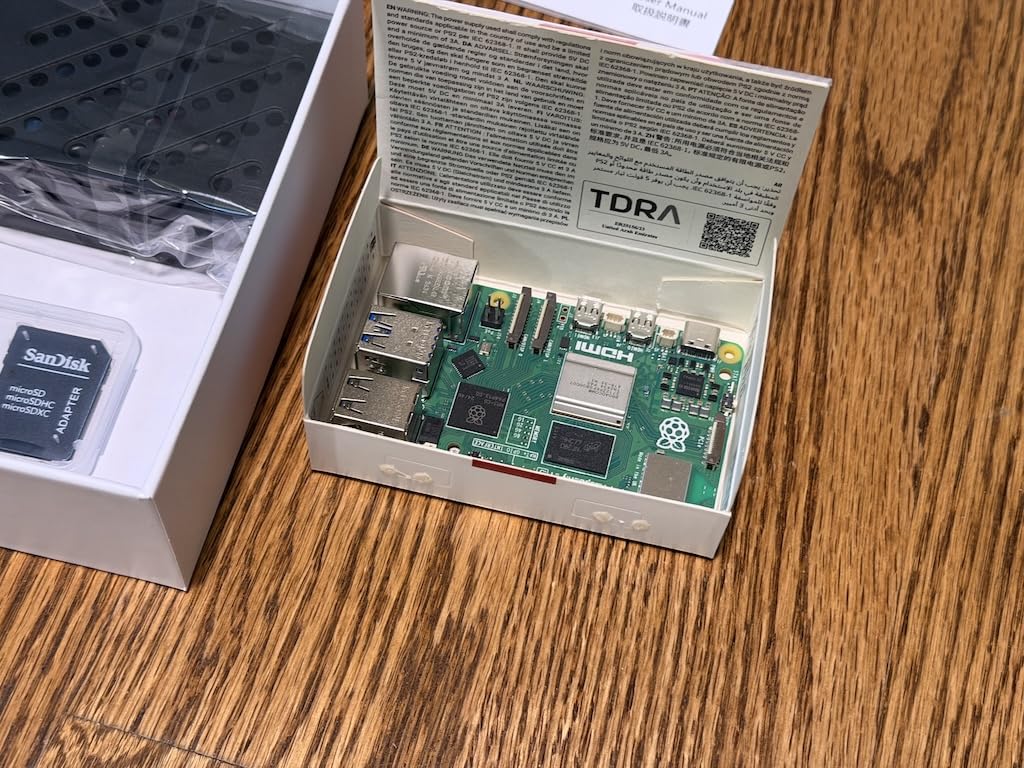 RasTech Raspberry Pi 5 8GB Kit 64GB Edition with Active Cooler,27W GaN 5.1V5A USB-C Power Supply,Pi5 8GB Board,64GB Card Readers Kit,Pi 5 Case,Dual 4K Micro HD Out Cables and User Manual customer photo 2