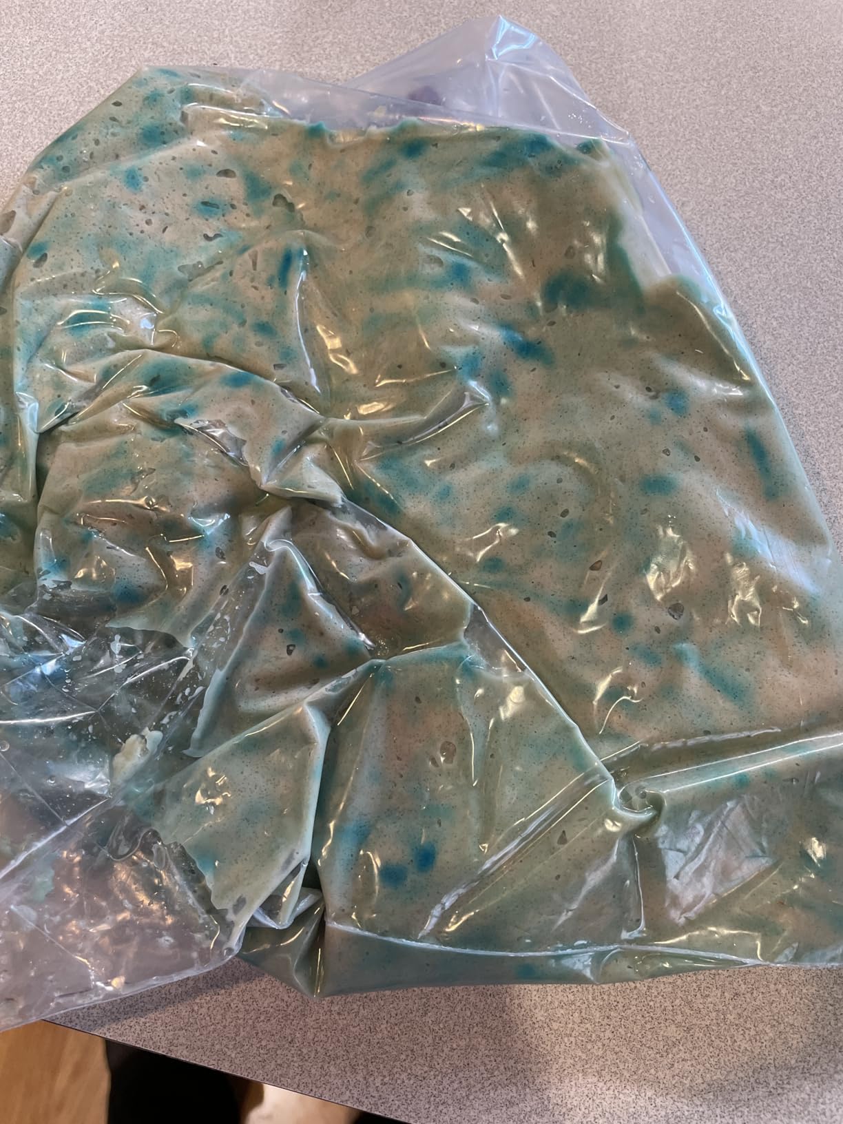 National Geographic Junior Chemistry Set - Complete Early Learning Lab Kit with 50 Science Experiments for Kids and 20+ Lab Tools, Chemistry Set, Science Experiments for Kids 4-6 customer photo 1