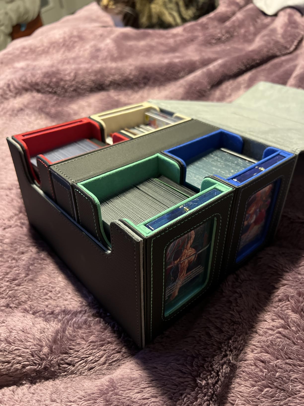 Kabinka Commander Deck Box for MTG Fits 400+ Double-Sleeved Card Storage, 5 IN 1 Removable Card Case with Dice Tray, Display Window for TCG/PTCG/EDH, 4 Magnetic One Touch Holders (Black Purple) customer photo 1