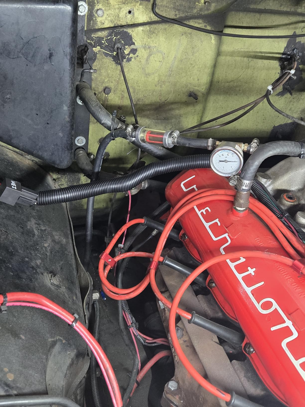 CrocSee 25ft - 1/2 inch Flame Retardant Split Wire Loom Tubing with Installation Tool - Flexible Wire Covers Cord Protectors - Black customer photo 1