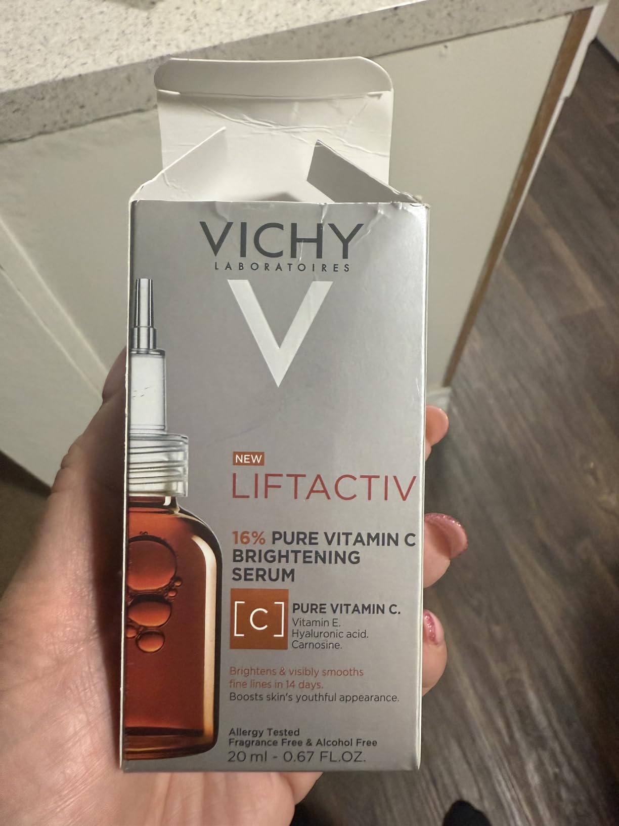 Vichy LiftActiv Vitamin C Serum For Face, Brightening Serum With Pure Vitamin C + Hyaluronic Acid + Vitamin E, Reduces Fine Lines, Smooths Skin Texture, Improves Radiance, Anti Aging customer photo 2