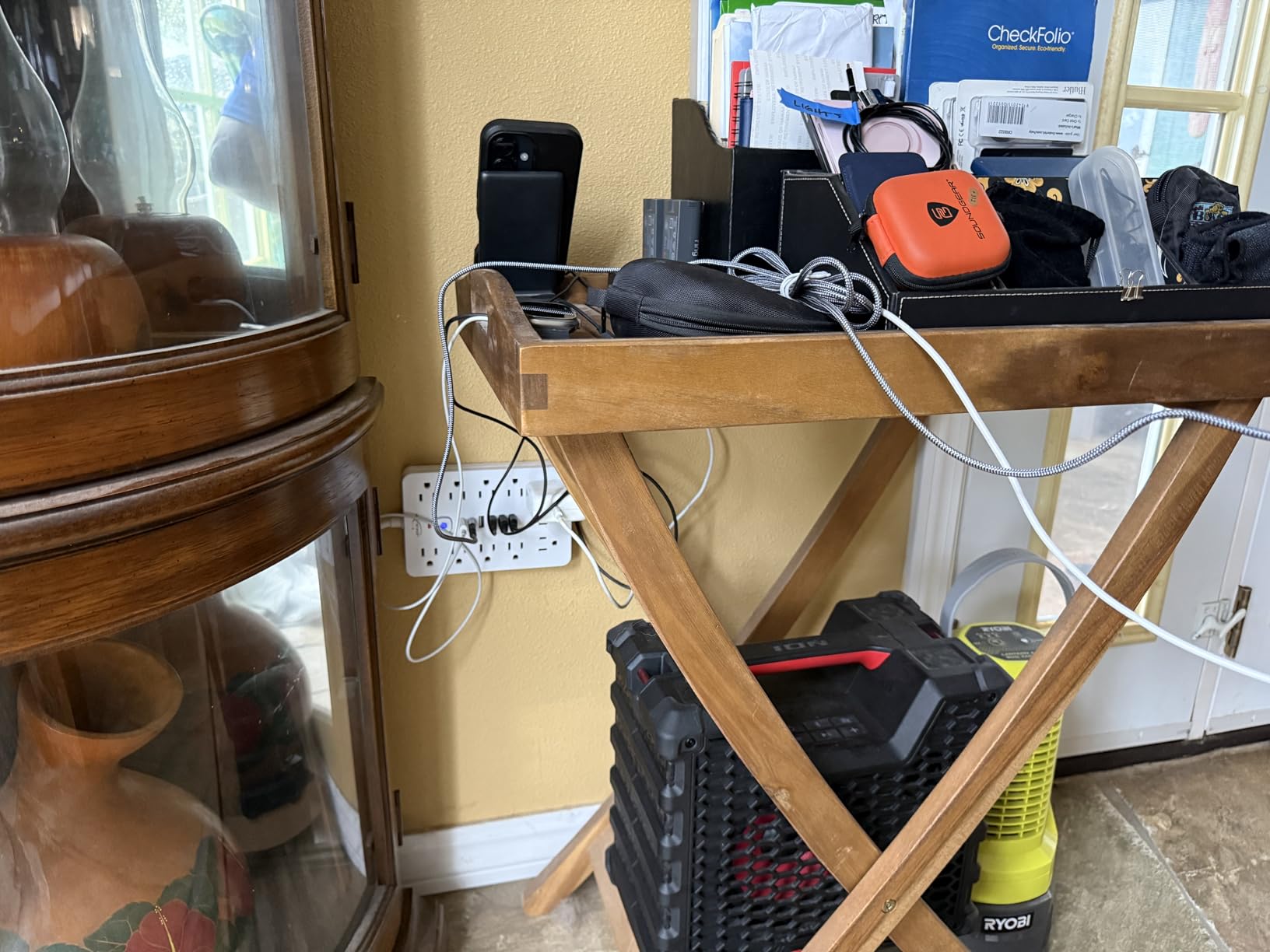 6 FT Flat Plug Surge Protector Power Strip,11 Multiple AC Outlets with 6 USB Ports (2 USB C), 6 Feet Extension Cord, 1250W/10A, One Touch Switch Button, 17 in 1 Compact powerstrip customer photo 2