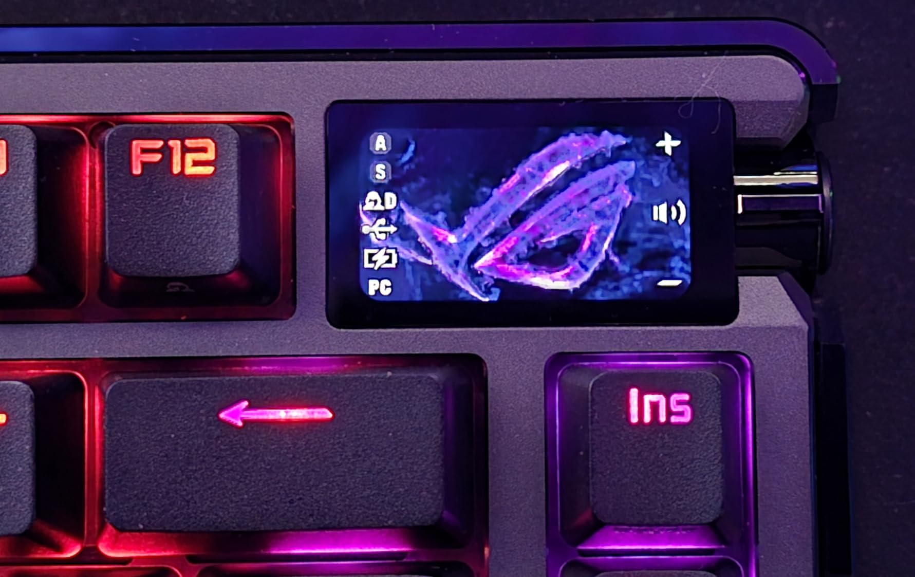 ASUS ROG Azoth Extreme Wireless Mechanical Gaming Keyboard - 75% TKL, ROG NX Snow Linear Switches, PBT Keycaps, Aluminum Chassis, Carbon Fiber, Gasket Mount, Color OLED Screen customer photo 2