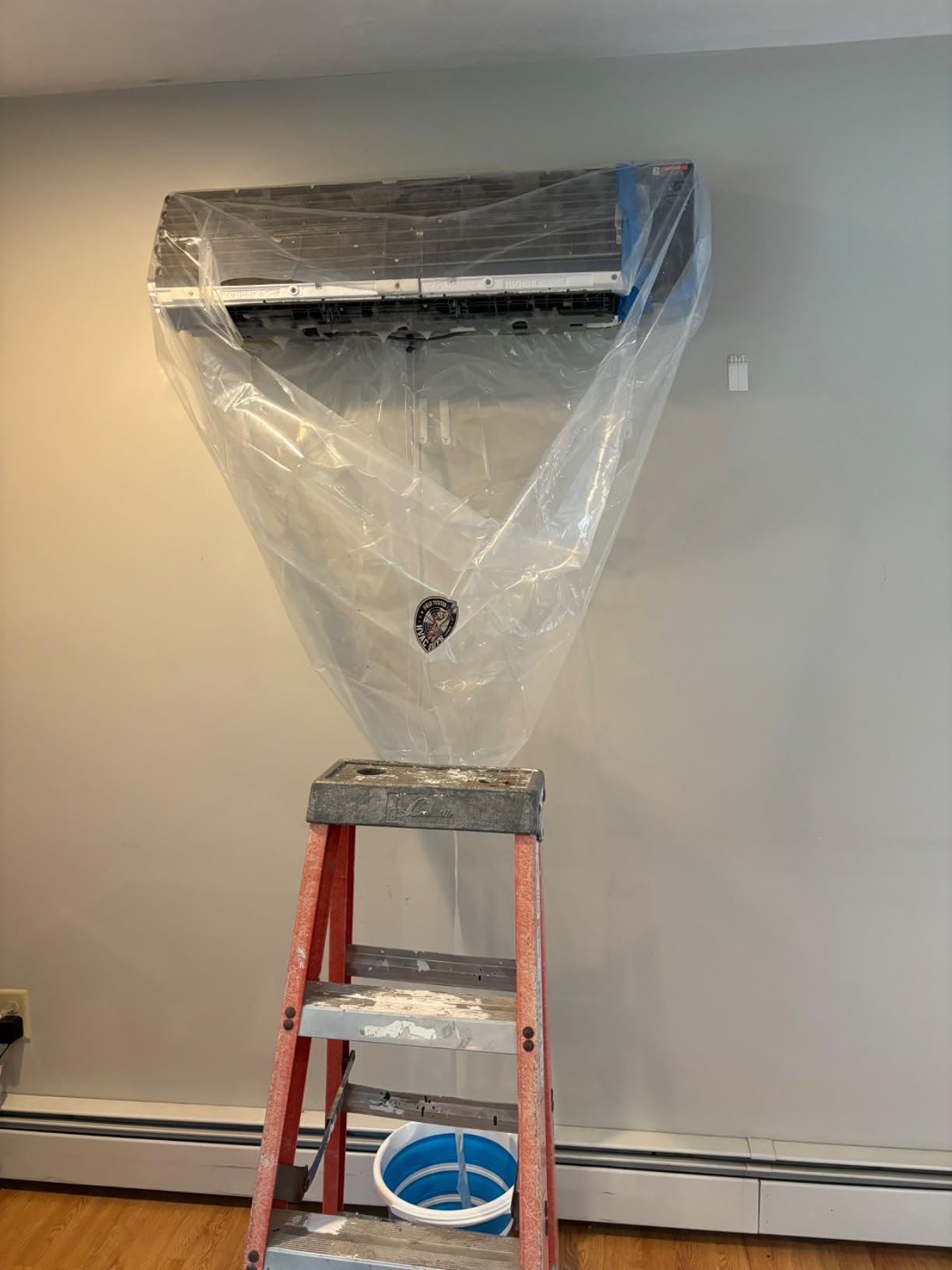 HVAC Guys Complete Mini Split Cleaning Kit | Mini Split Coil Cleaner Kit Includes 360 Degree Mini Split Cleaning Bag, Bucket, Spray Nozzle, Coil Cleaner, Faucet/Hose Adapter customer photo 2