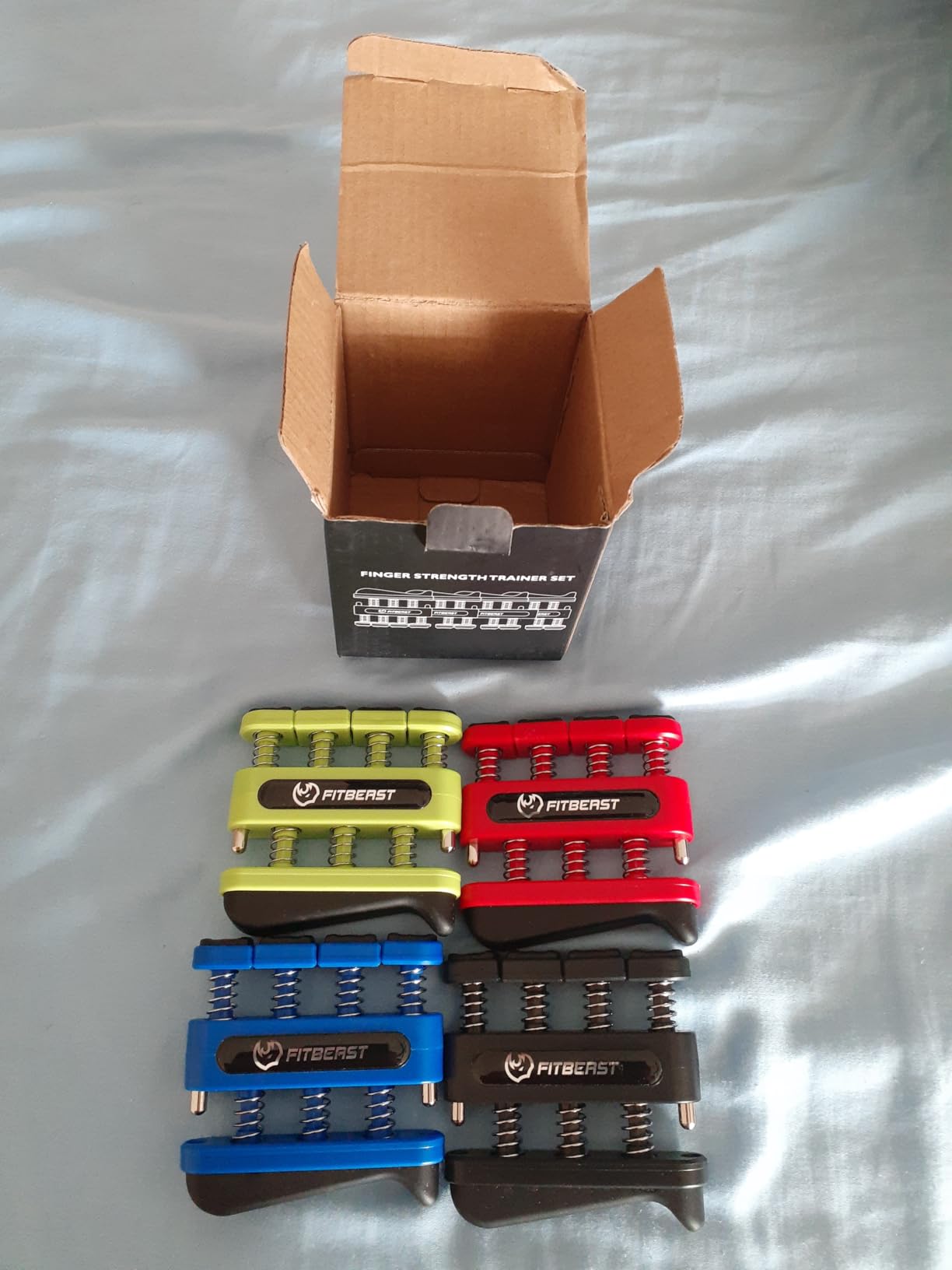 FitBeast Finger Strengthener, Finger Exerciser, Hand Exerciser for Improve Dexterity and Strength in Fingers, Hands, Forearms-Grip Strength Trainer for Musicians, Climbers customer photo 1