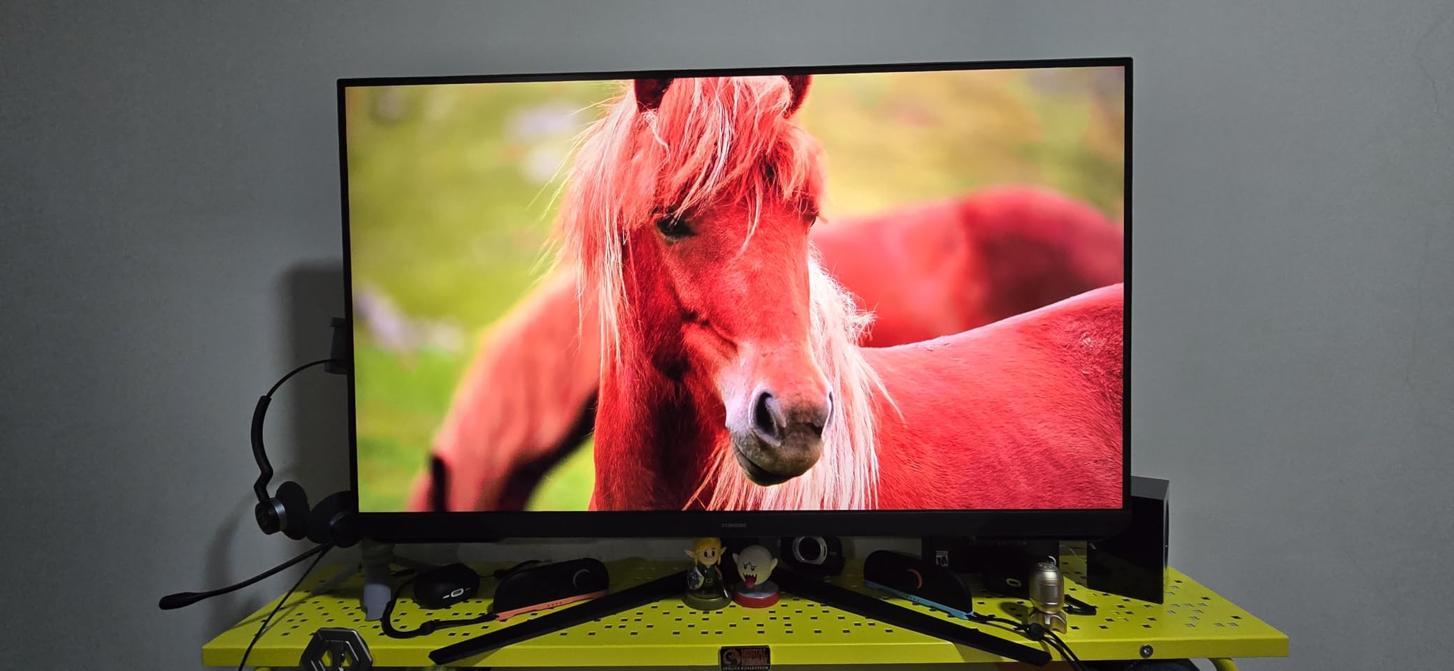 Samsung 27-Inch Odyssey G3 (G30D) Series FHD Gaming Monitor, 1ms, 180Hz, AMD FreeSync, Adjustable Stand, Black Equalizer, Virtual Aim Point, Eye Saver Mode, Flicker-Free, LS27DG302ENXZA customer photo 2